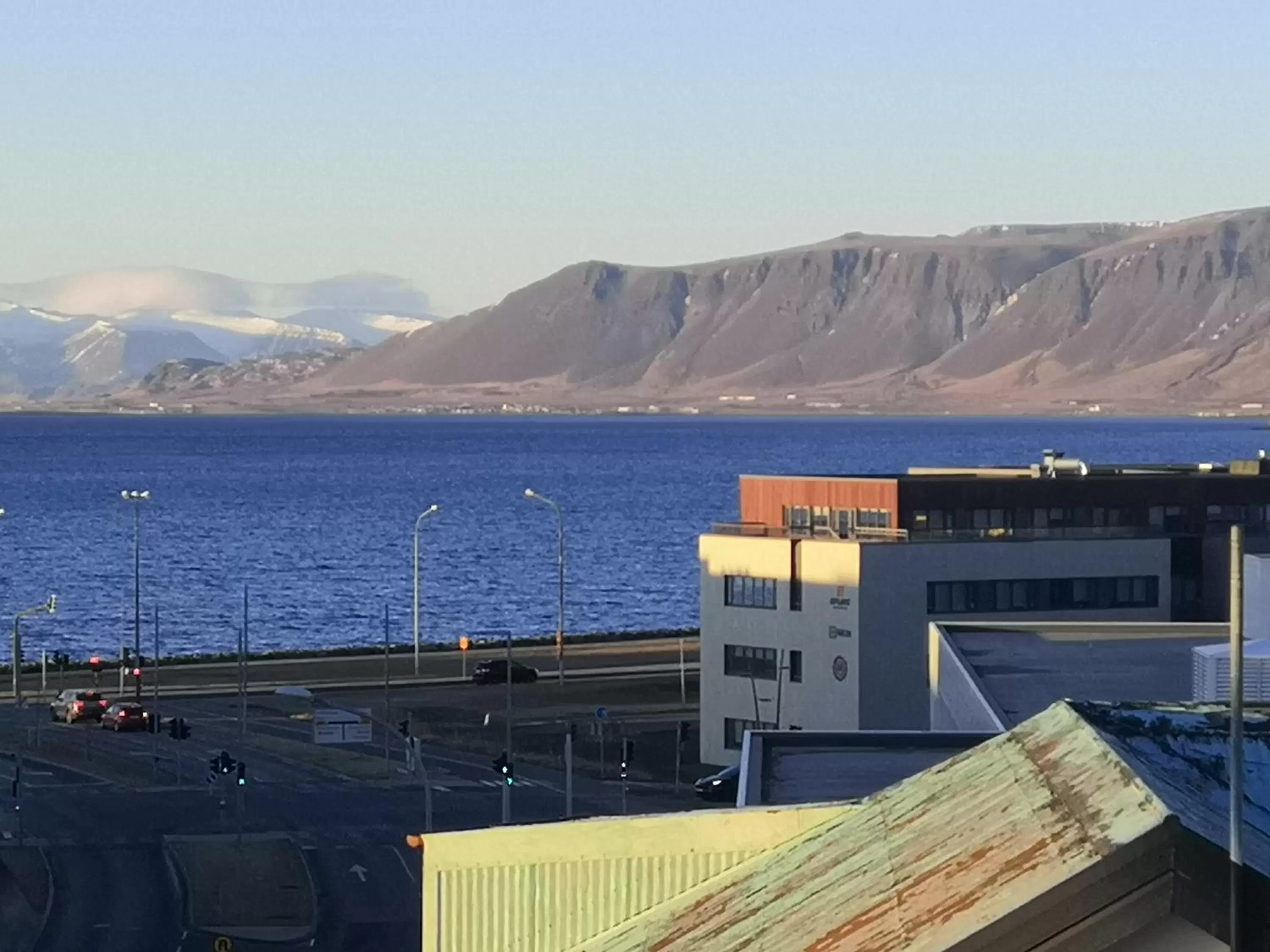 Mountain view in 101 Guesthouse Hotel