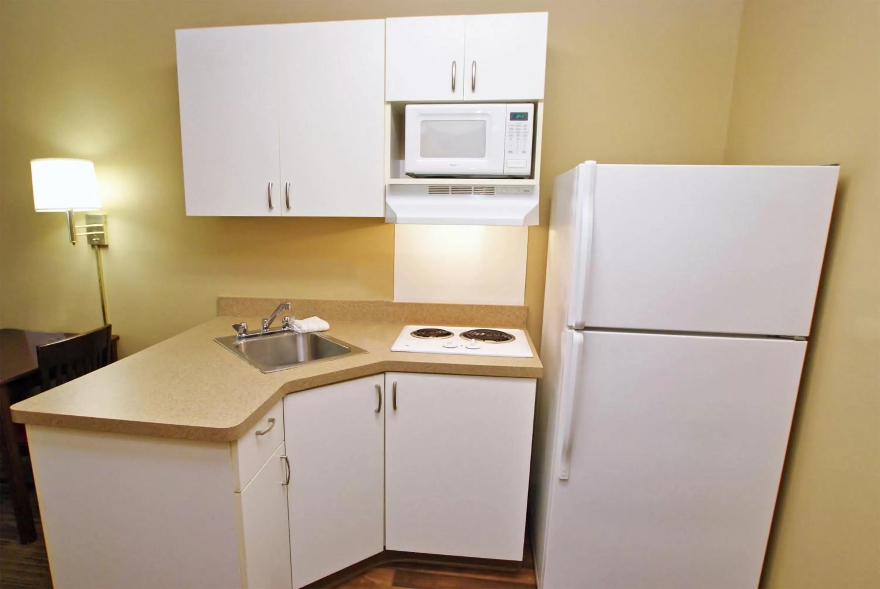 Kitchen or kitchenette in Extended Stay America Suites - Salt Lake City - West Valley Center