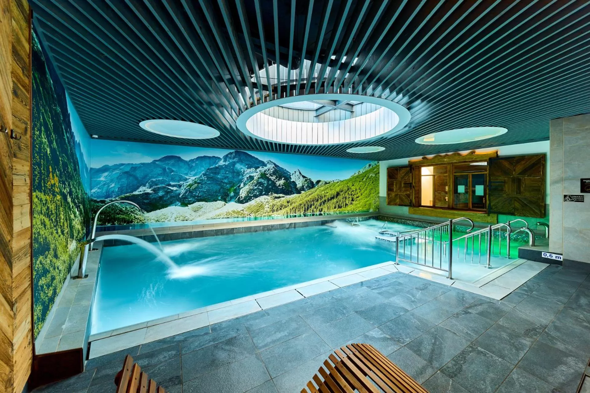 Swimming pool in Aparthotel Giewont