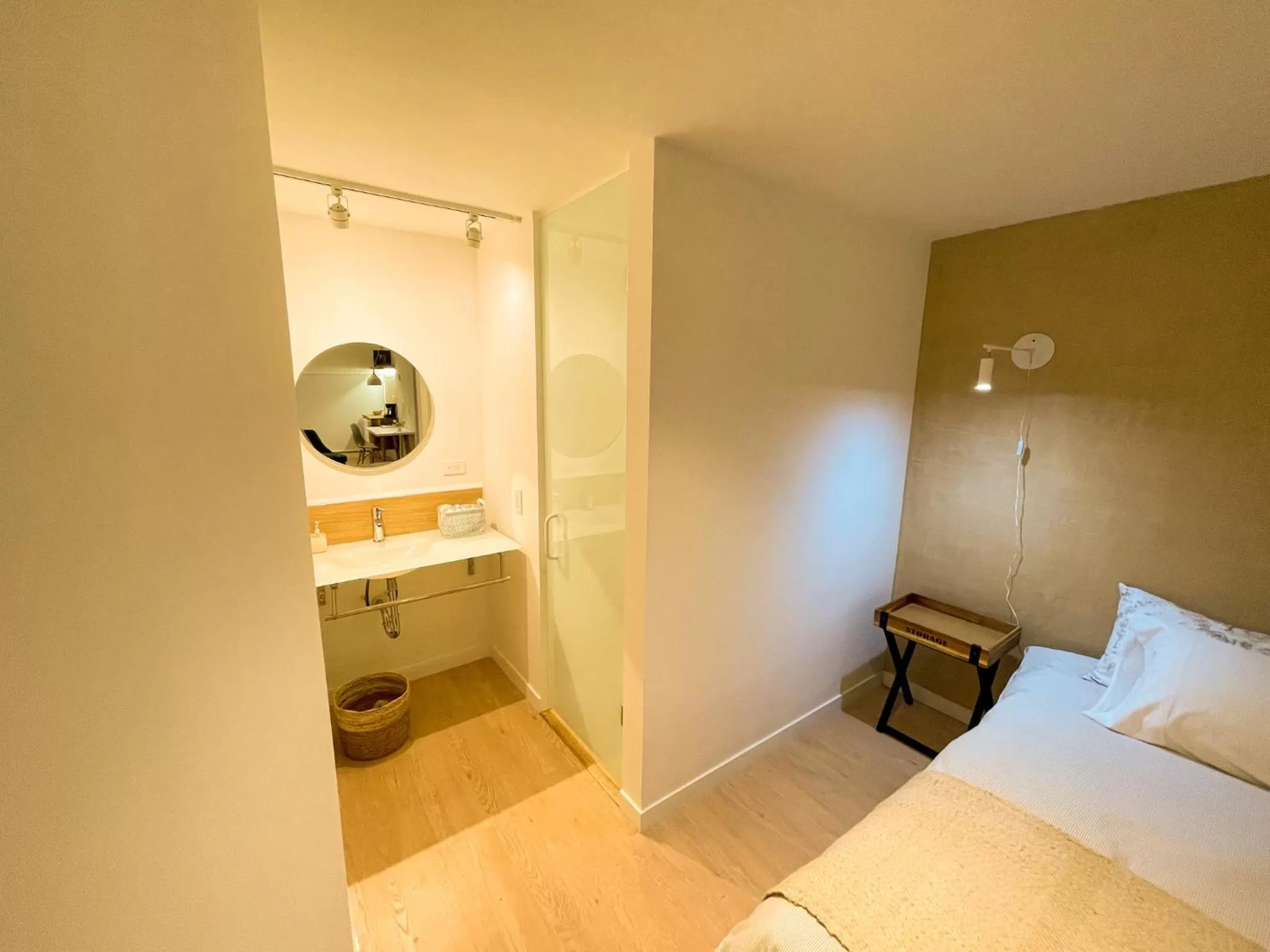 Bathroom, Bed in Lucitania Hotel Boutique