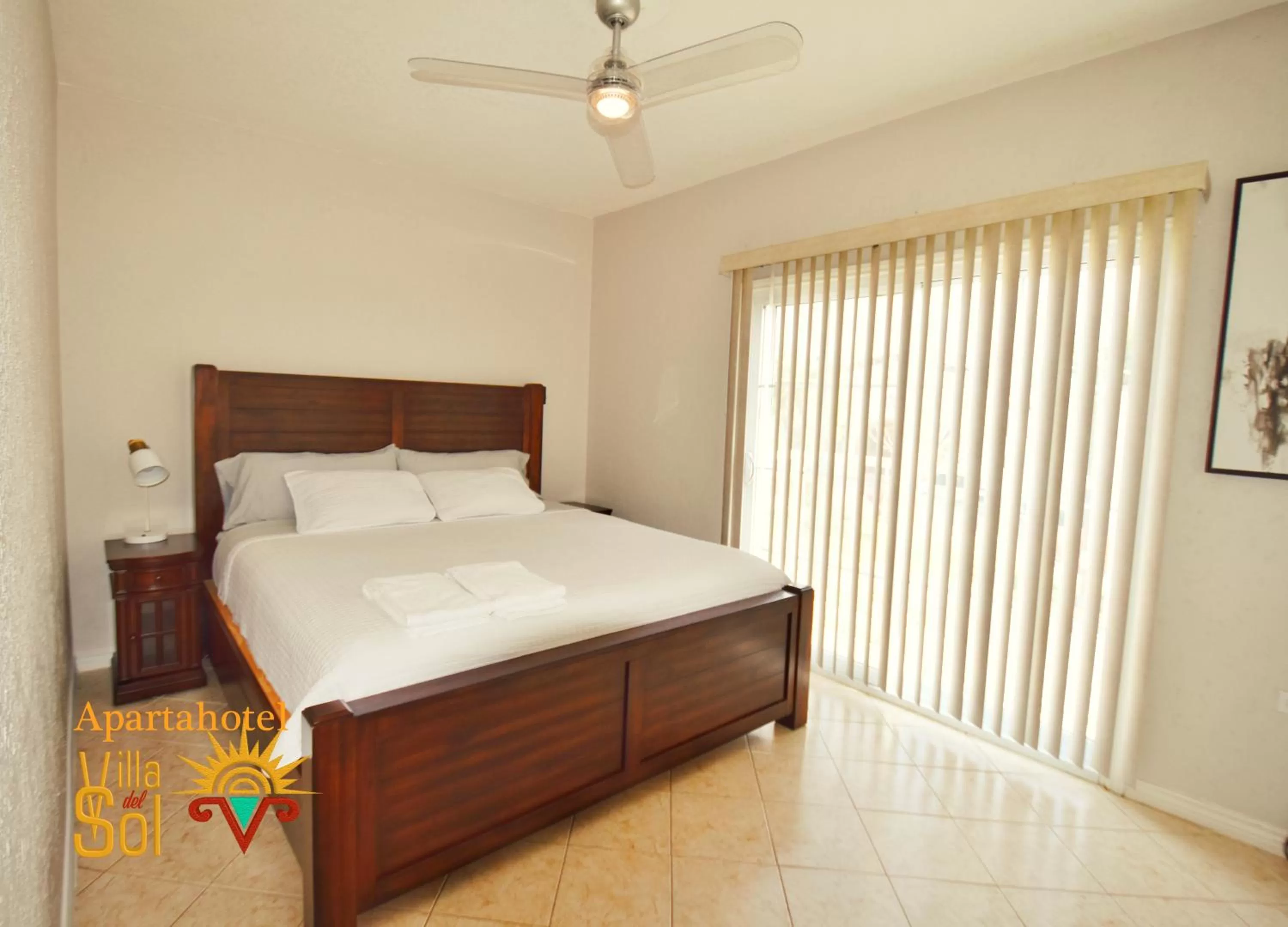 Bed in Villa Del Sol