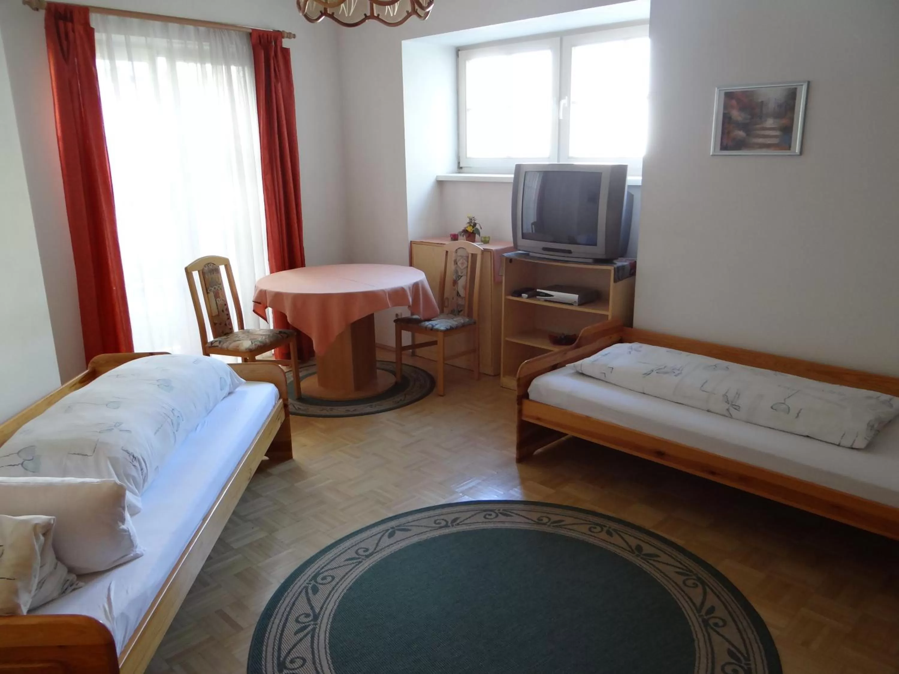 Photo of the whole room, Bed in Gasthof Moser