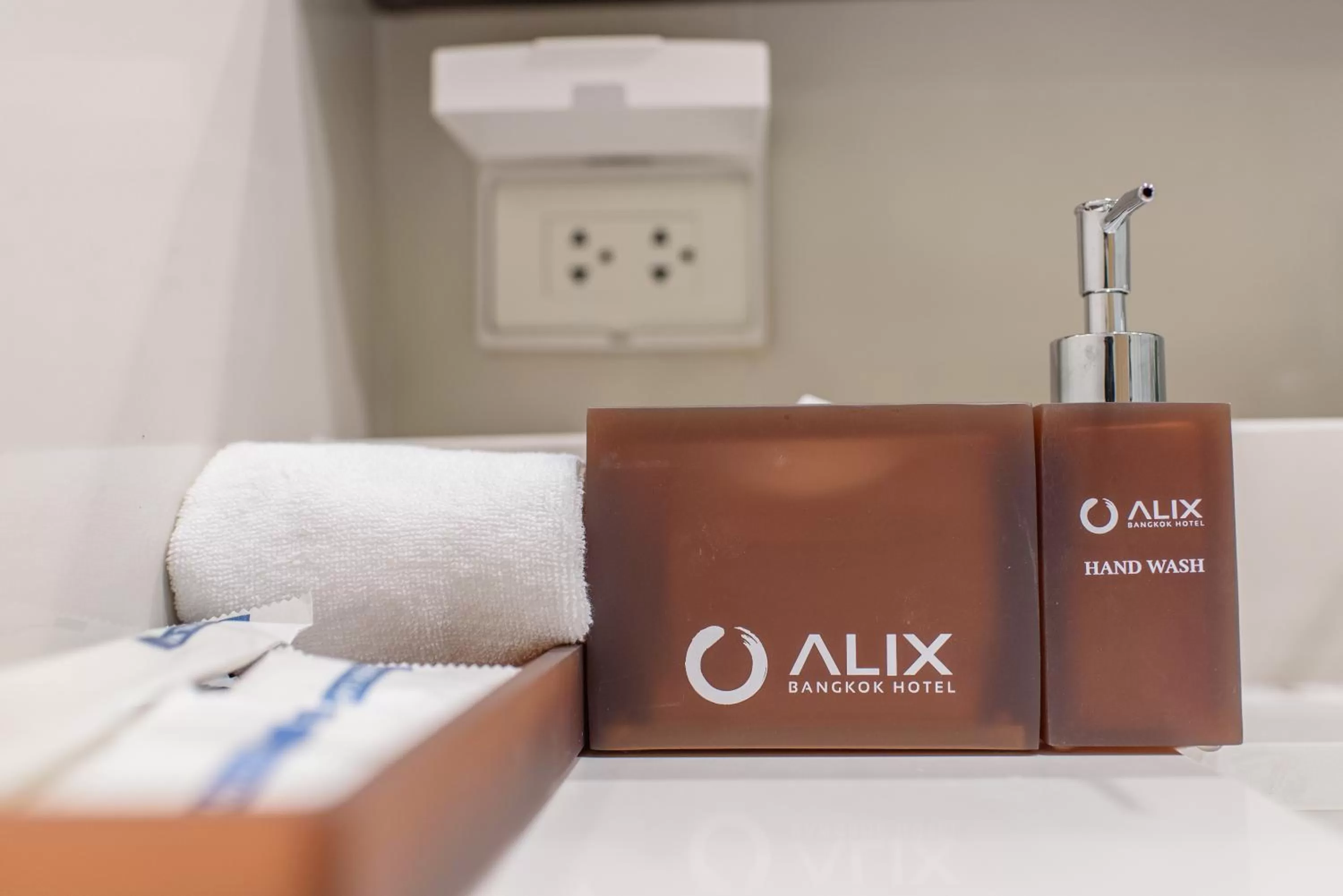 Bathroom in Alix Bangkok Hotel