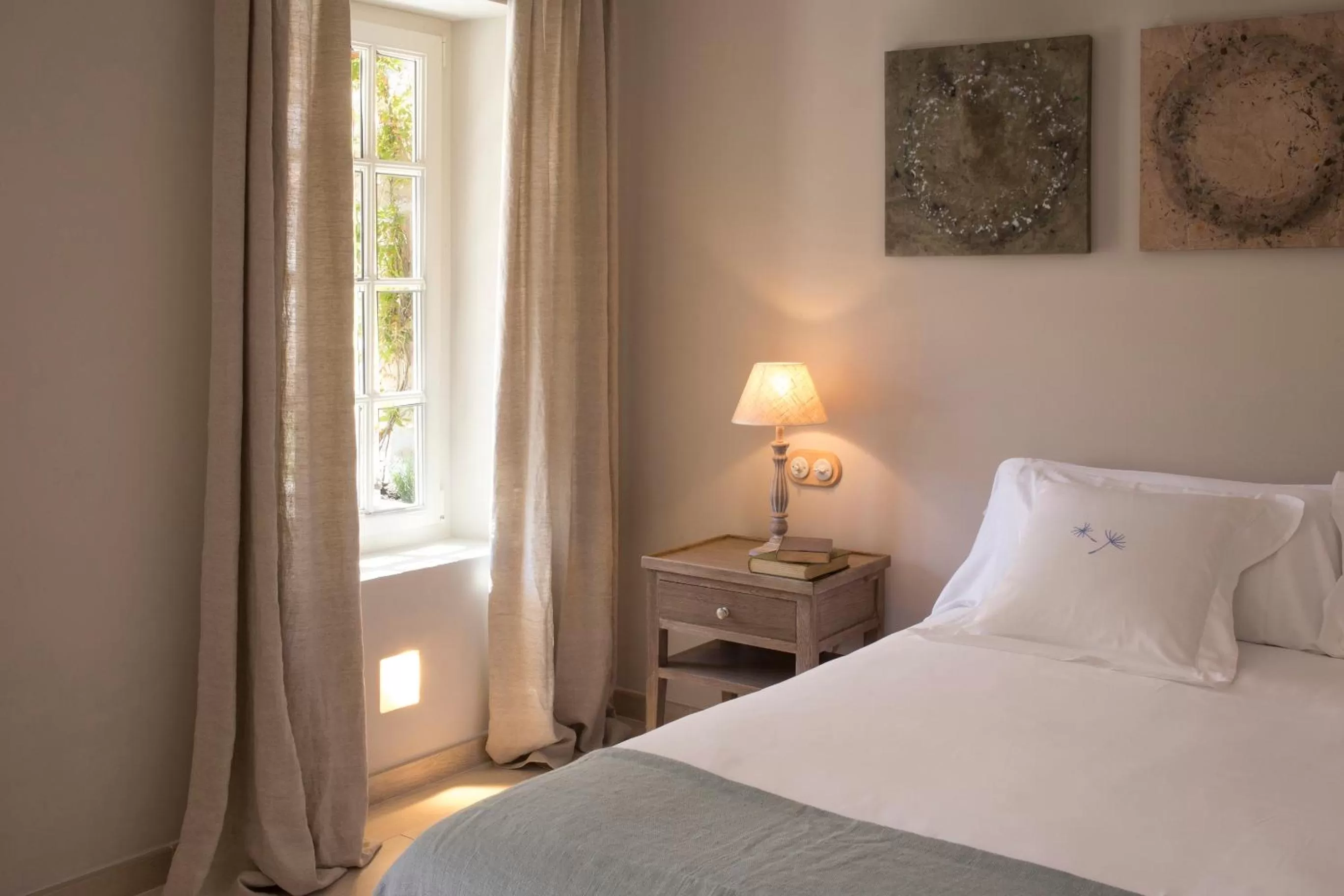 Decorative detail, Bed in Jardí de Ses Bruixes Boutique Hotel