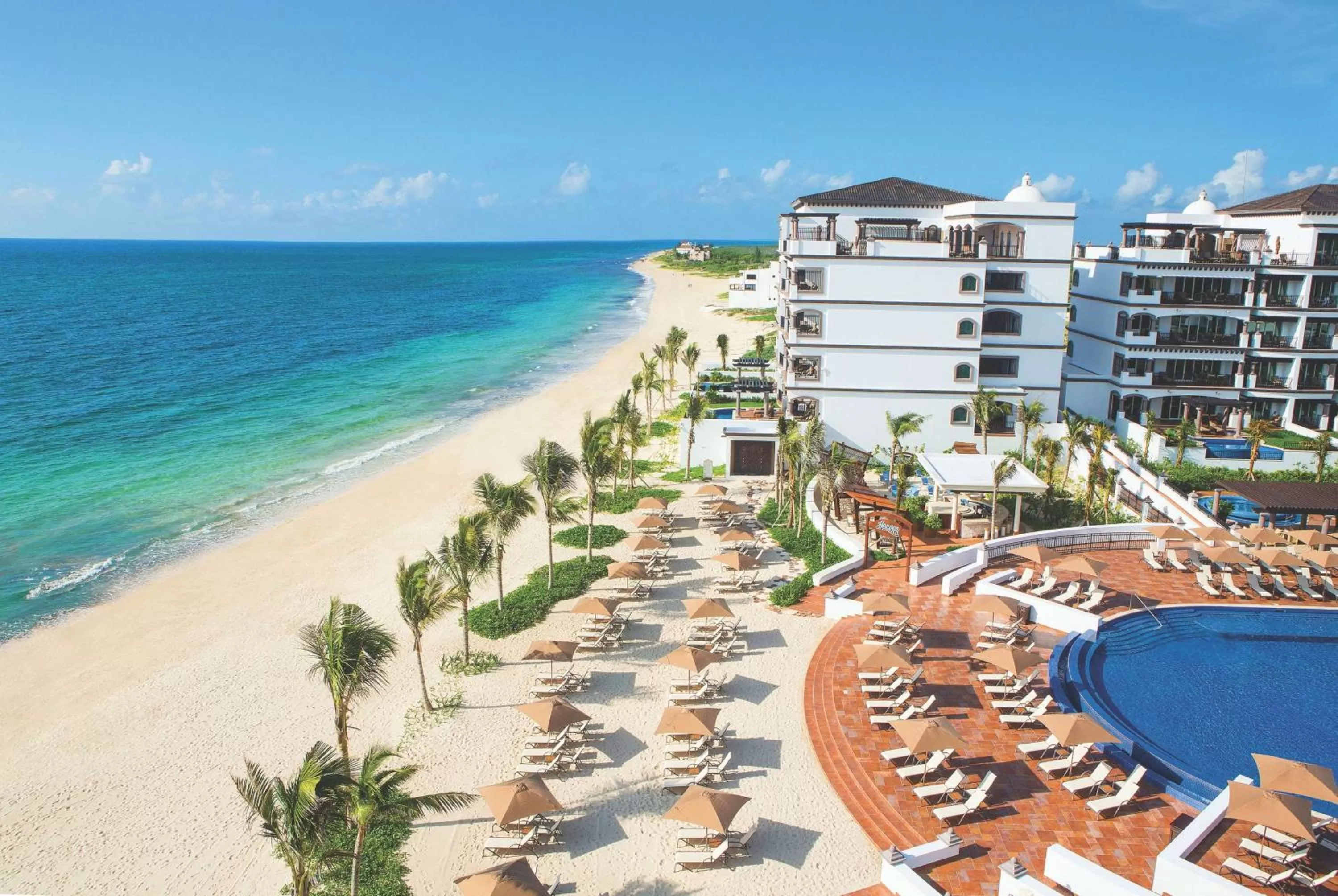 Property building in Grand Residences Riviera Cancun, All Inclusive