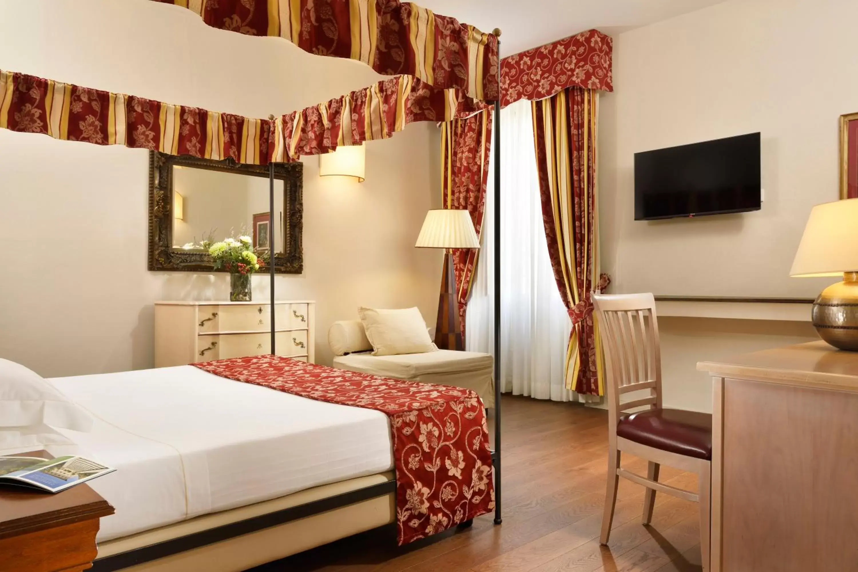 Superior Double Room in Villa Sabolini Superior Double Room in Villa Sabolini