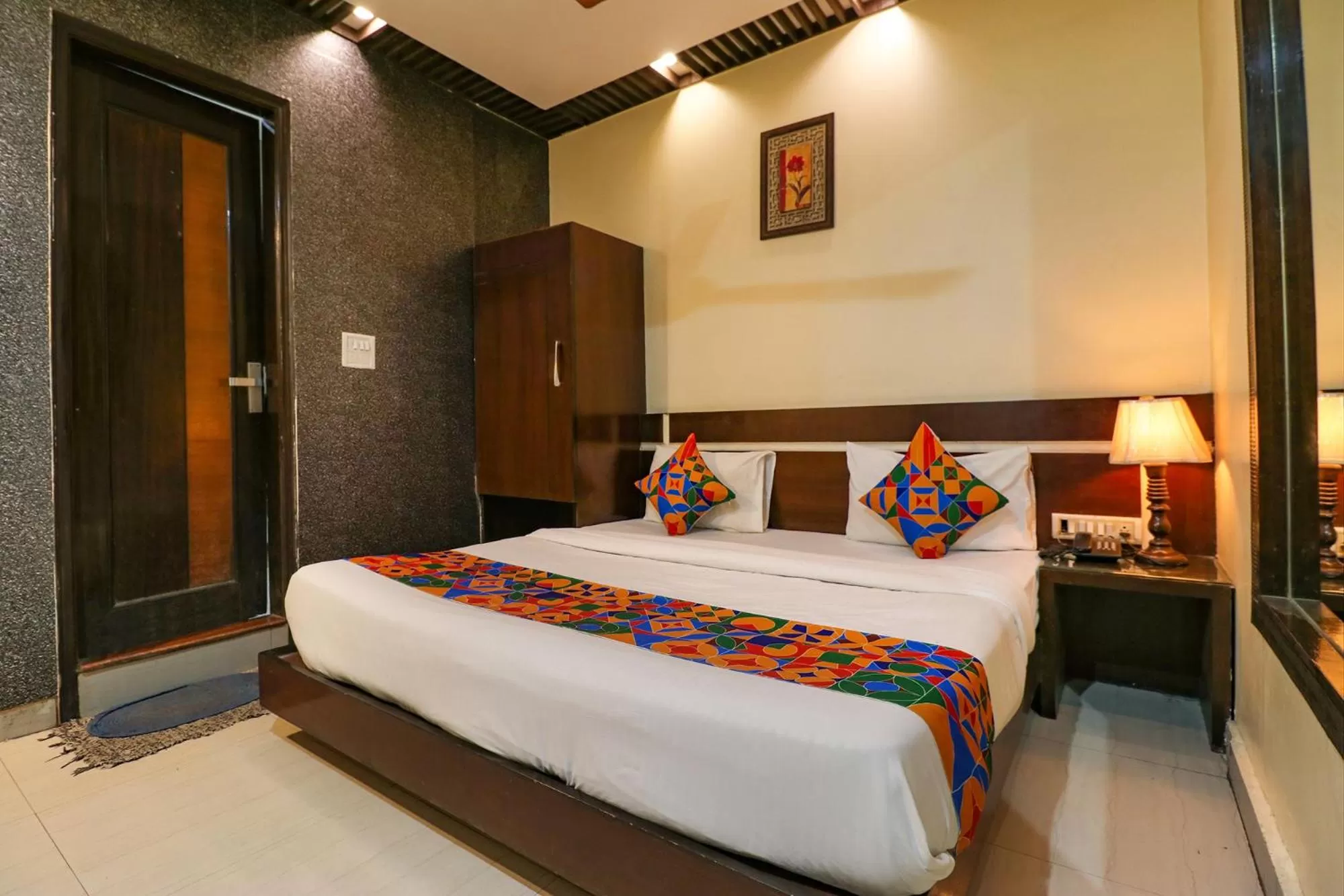 Bed in Staybook - Hotel City Stories - By Aira Xing, Paharganj, New Delhi