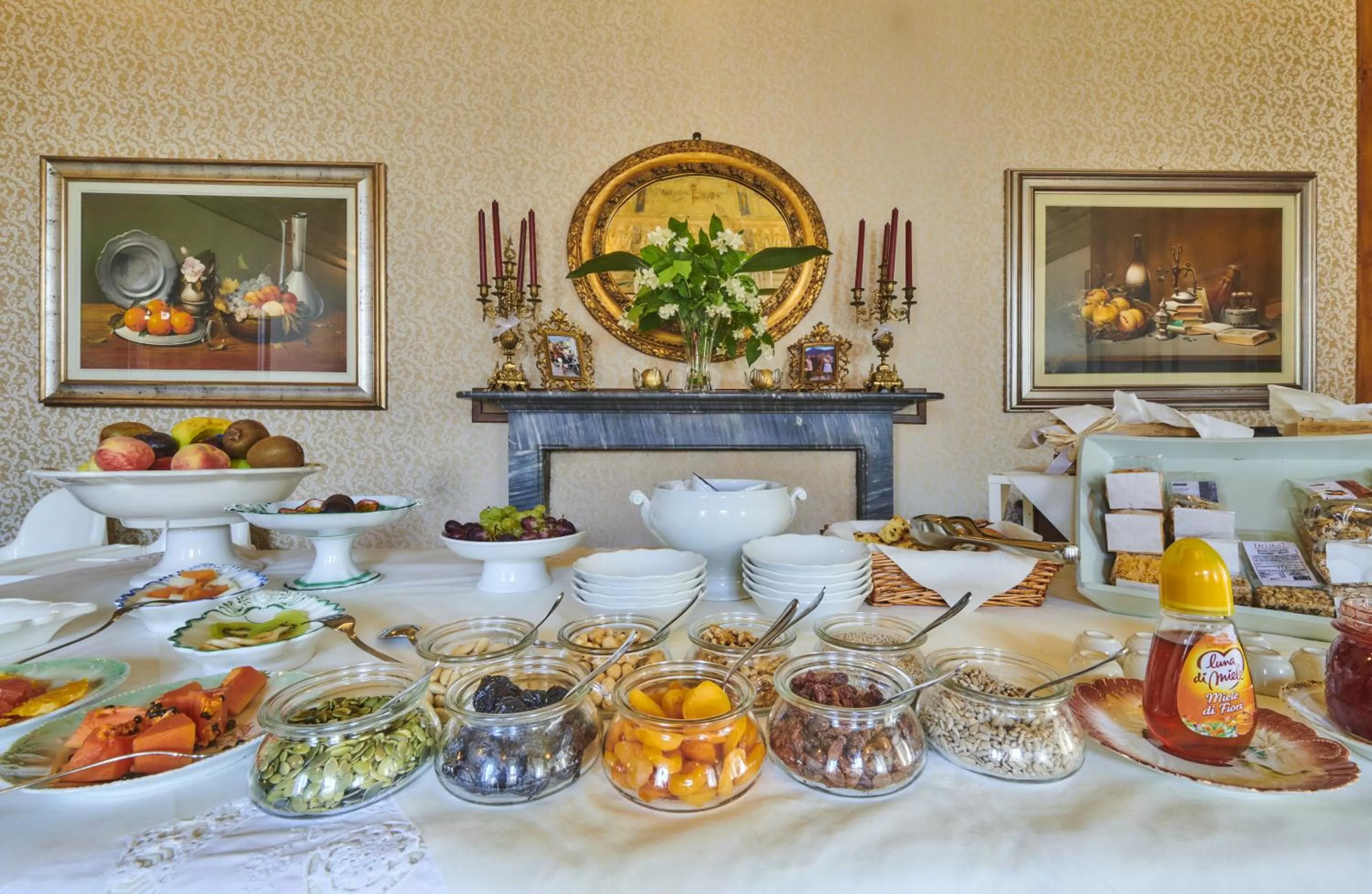 Food and drinks in Villa Annamaria B&B