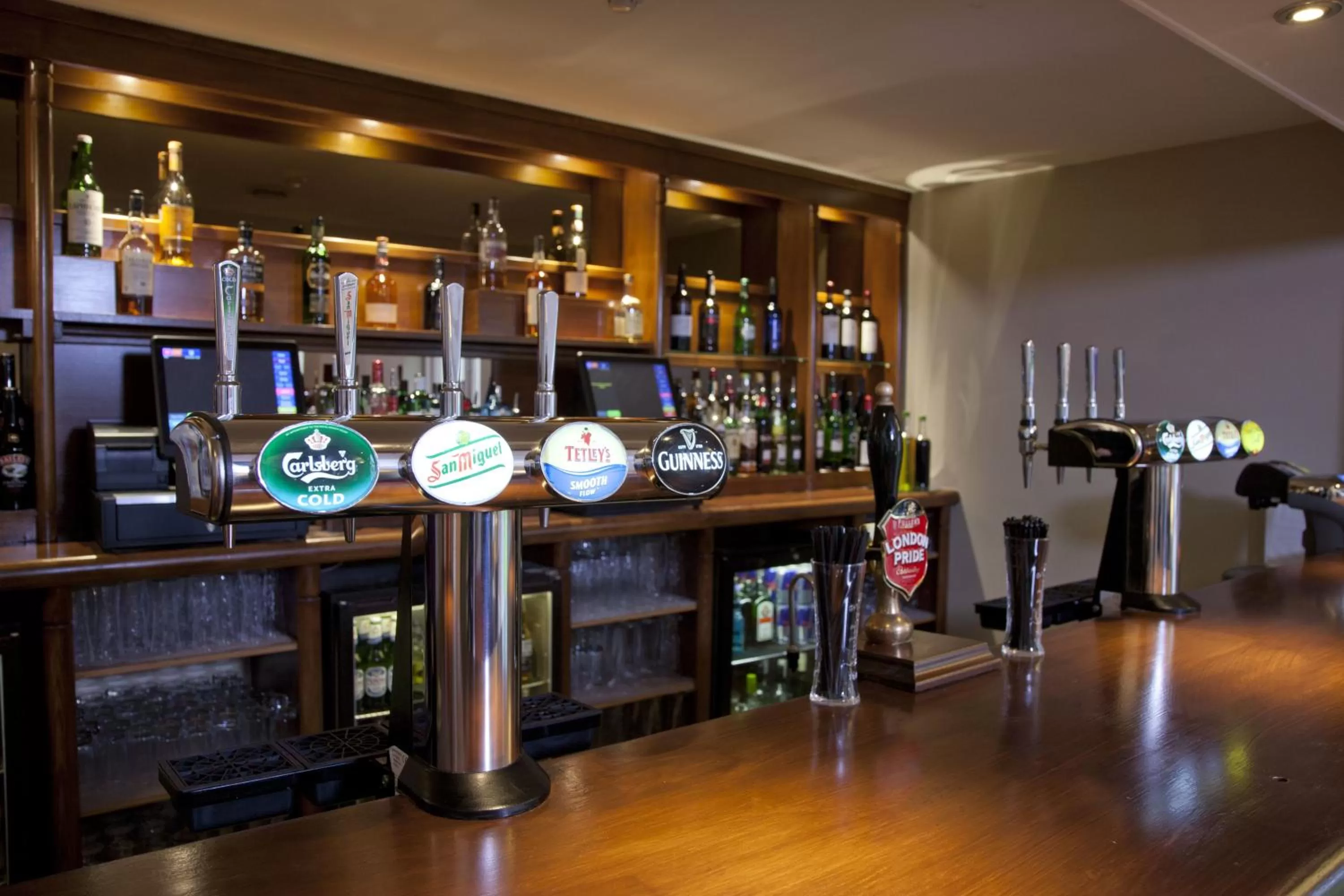 Lounge or bar in Sudbury House