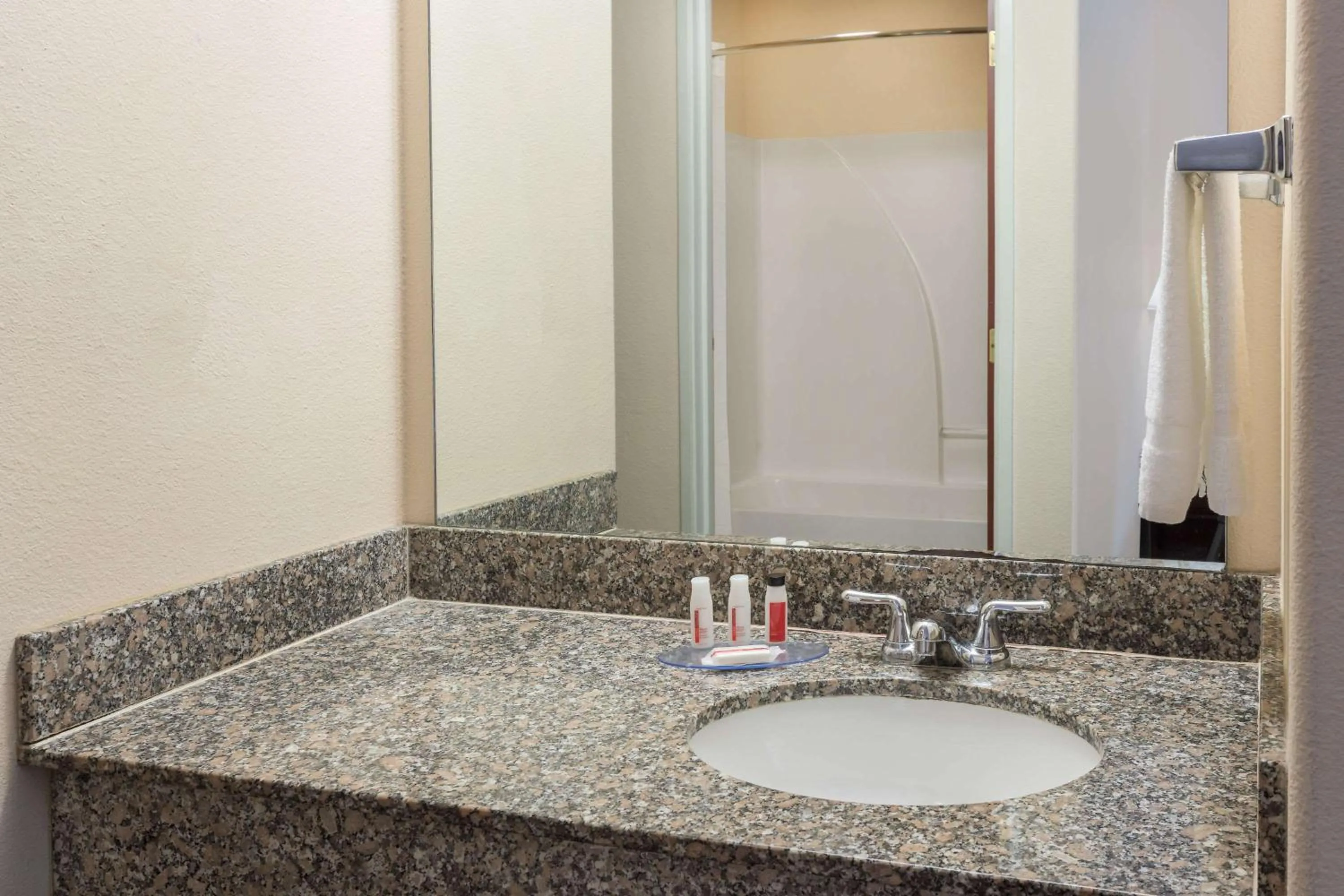 Bathroom in Days Inn & Suites by Wyndham Eunice