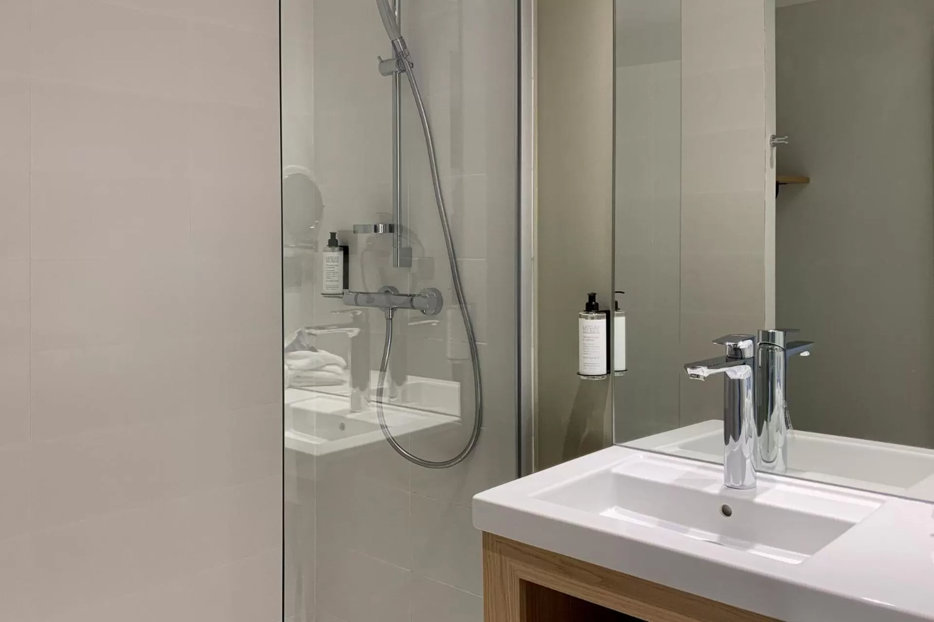 Hôtel Akena Troyes - La Chapelle St-Luc