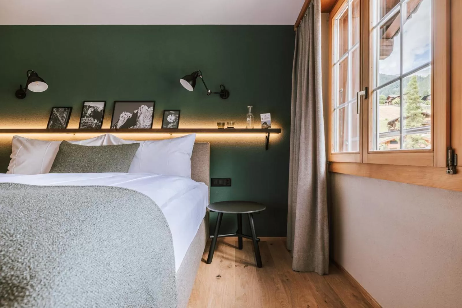 Bedroom, Bed in Hotel Fiescherblick