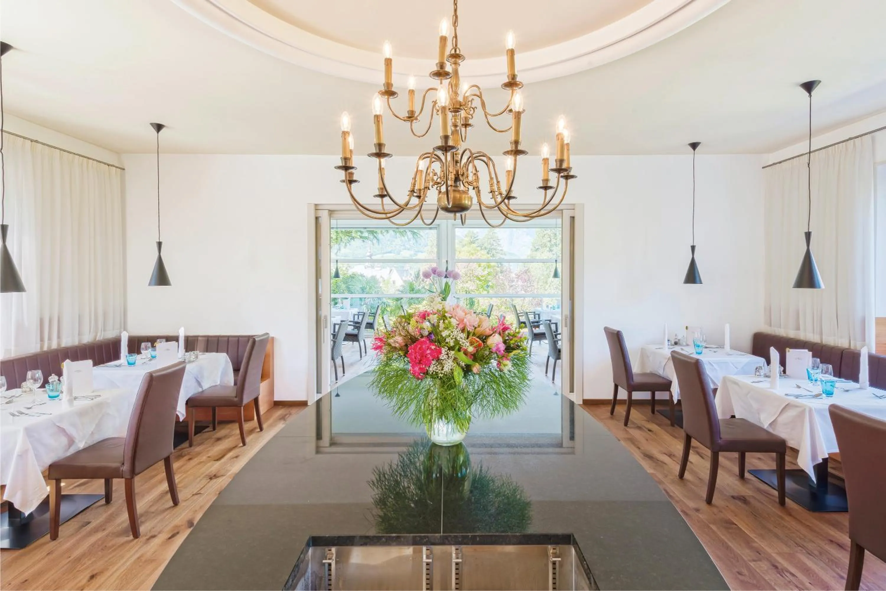 Restaurant/places to eat in Hotel Sonnenhof