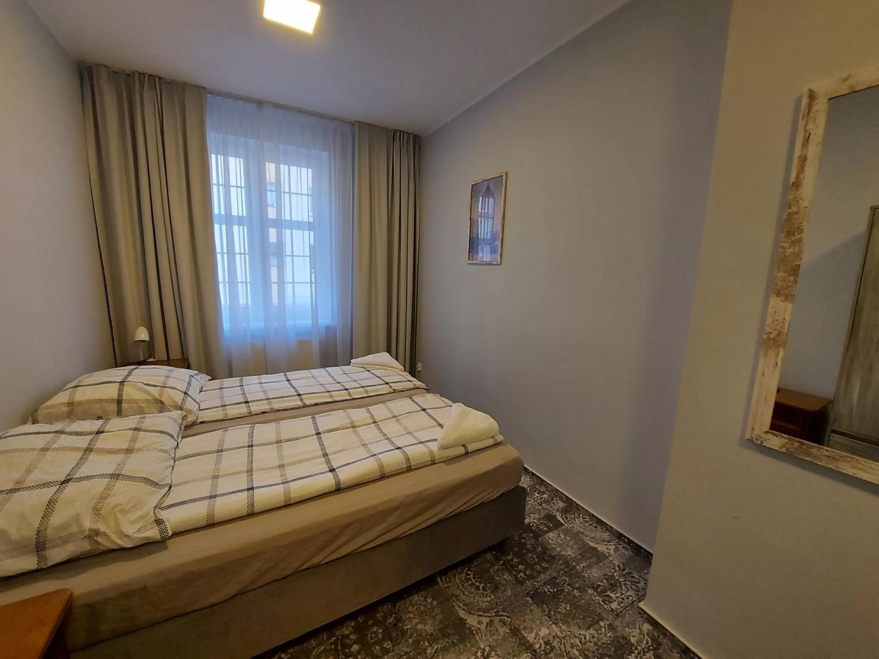 Photo of the whole room, Bed in Kamienica1924