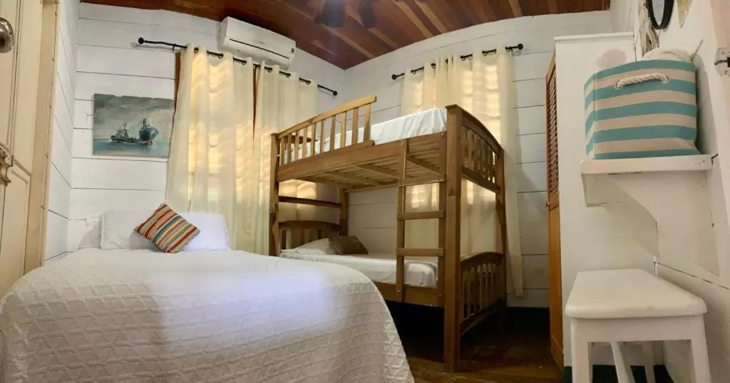 Bed in Looking Good Surf House San Juan del Sur