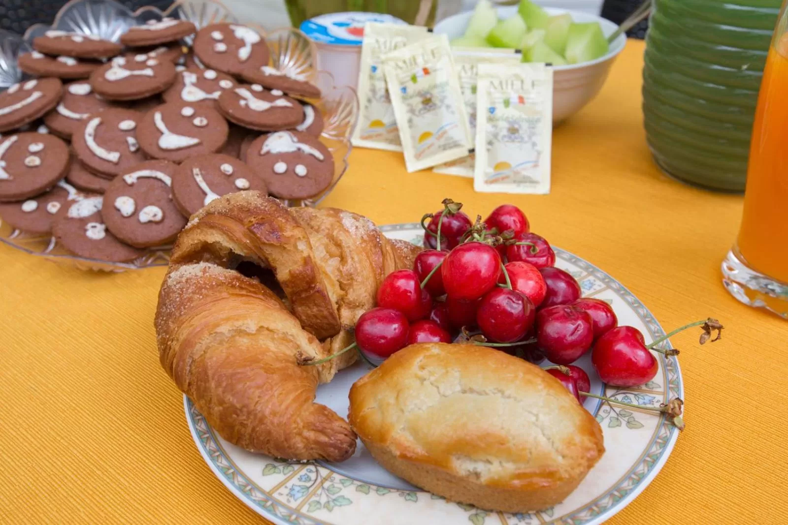 Food and drinks in B&B Le due gioie