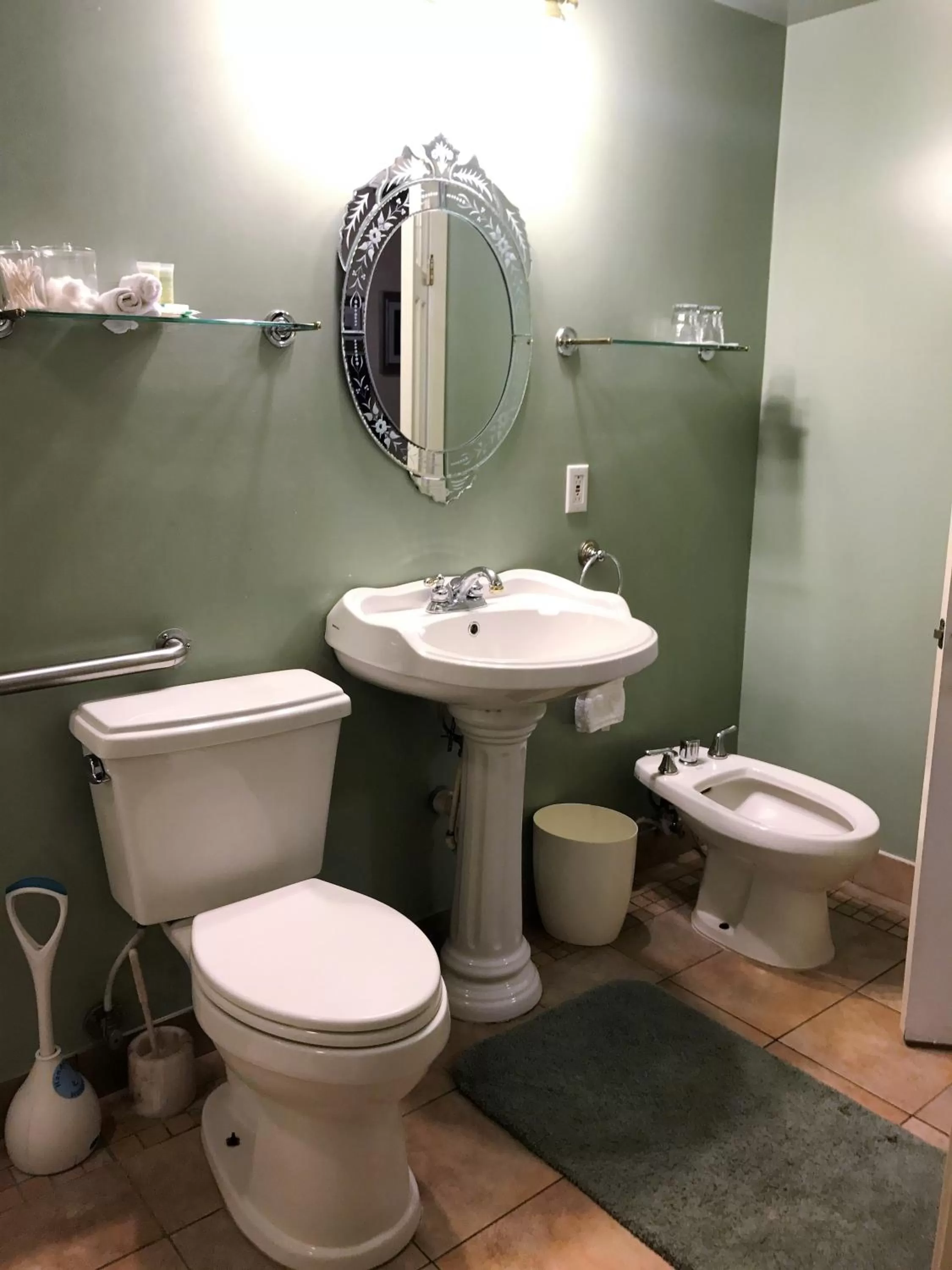 Bathroom in Historic Michabelle Inn