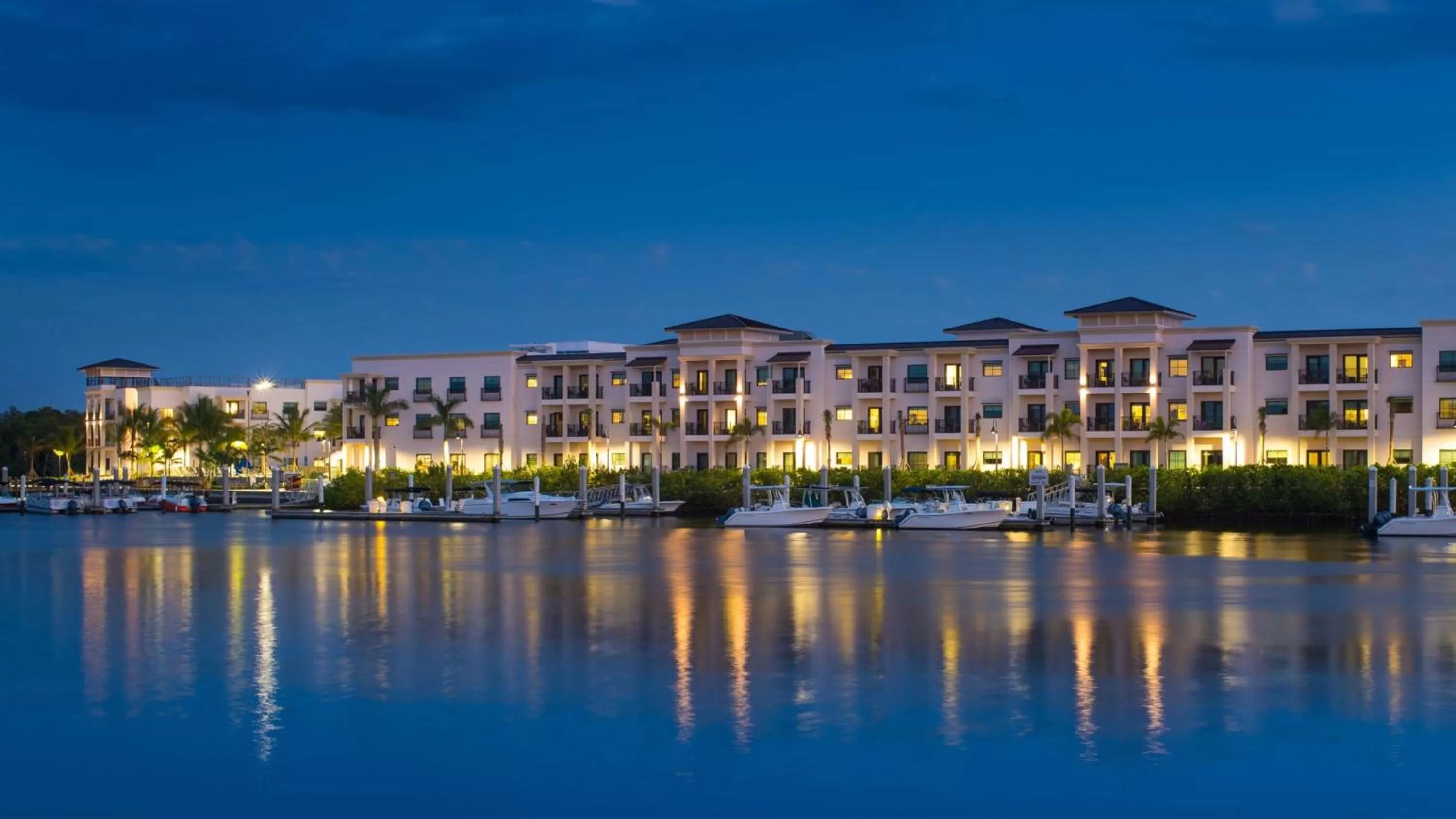 Property building in Hyatt House Naples 5th Avenue