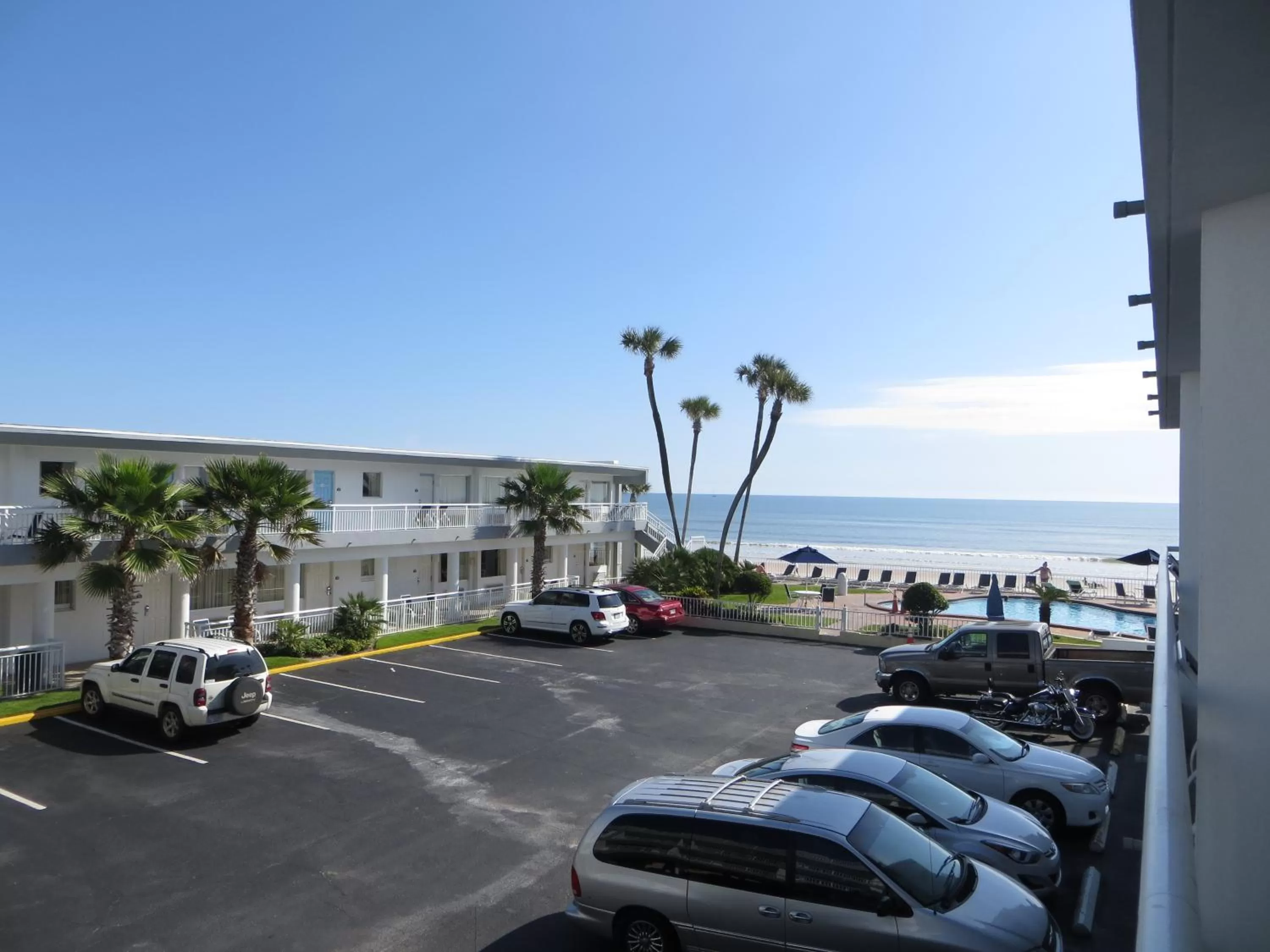 Day in Arya Blu Inn and Suites