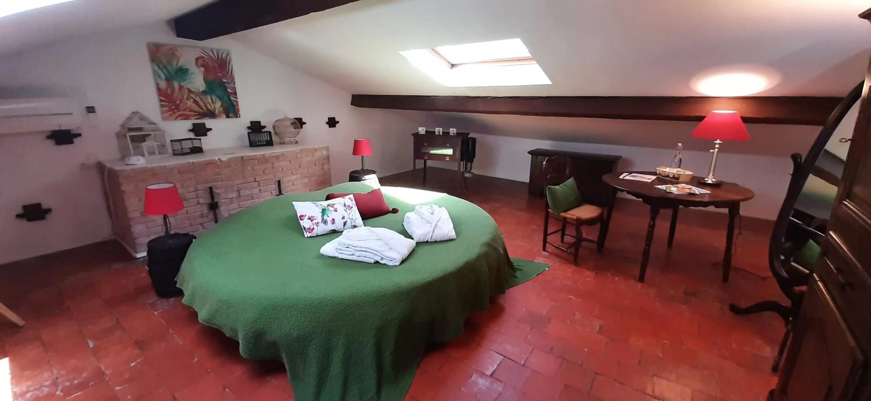 Bed in Bed and Breakfast La Grande Lauzade