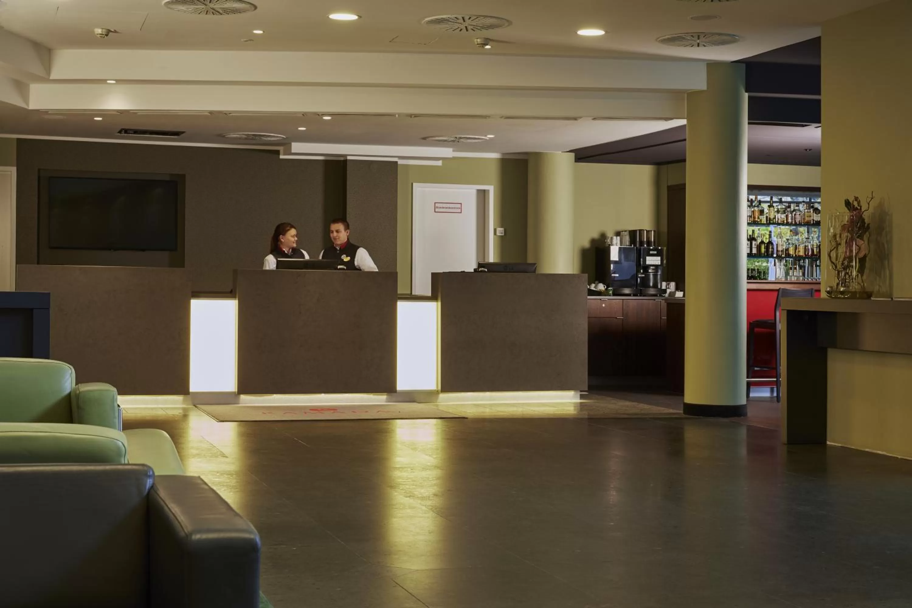 Lobby or reception in H4 Hotel Kassel City, Trademark Collection by Wyndham