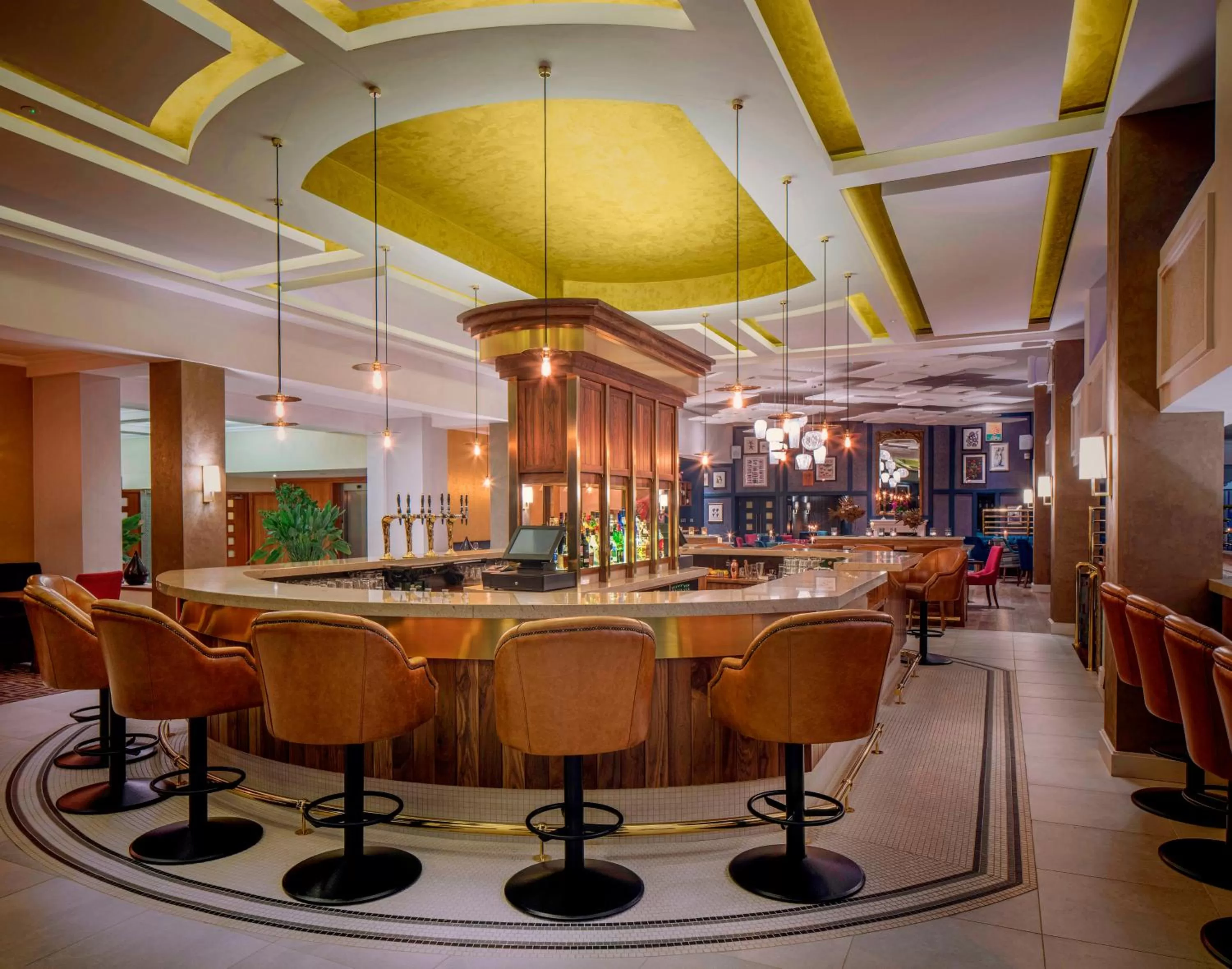 Lounge or bar in Garryvoe Hotel