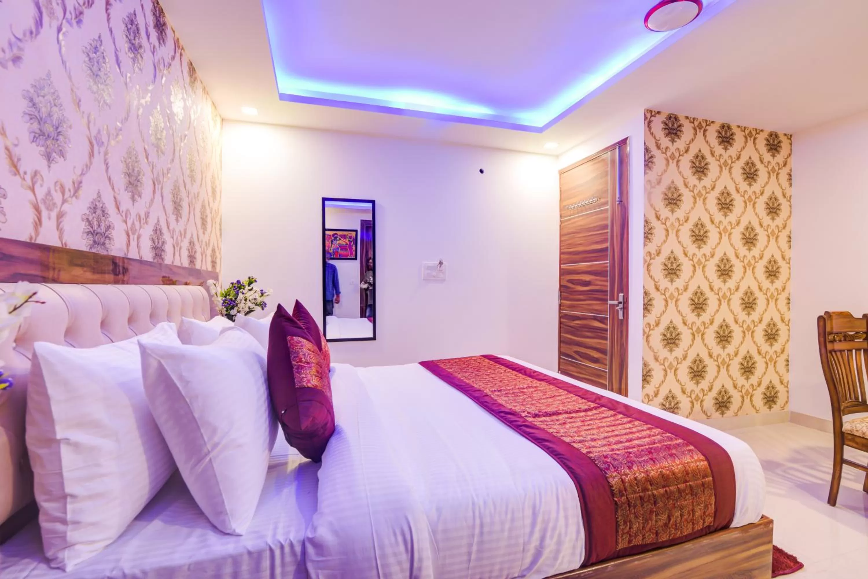 Bed in Hotel Festival Mahipalpur At Delhi Airport