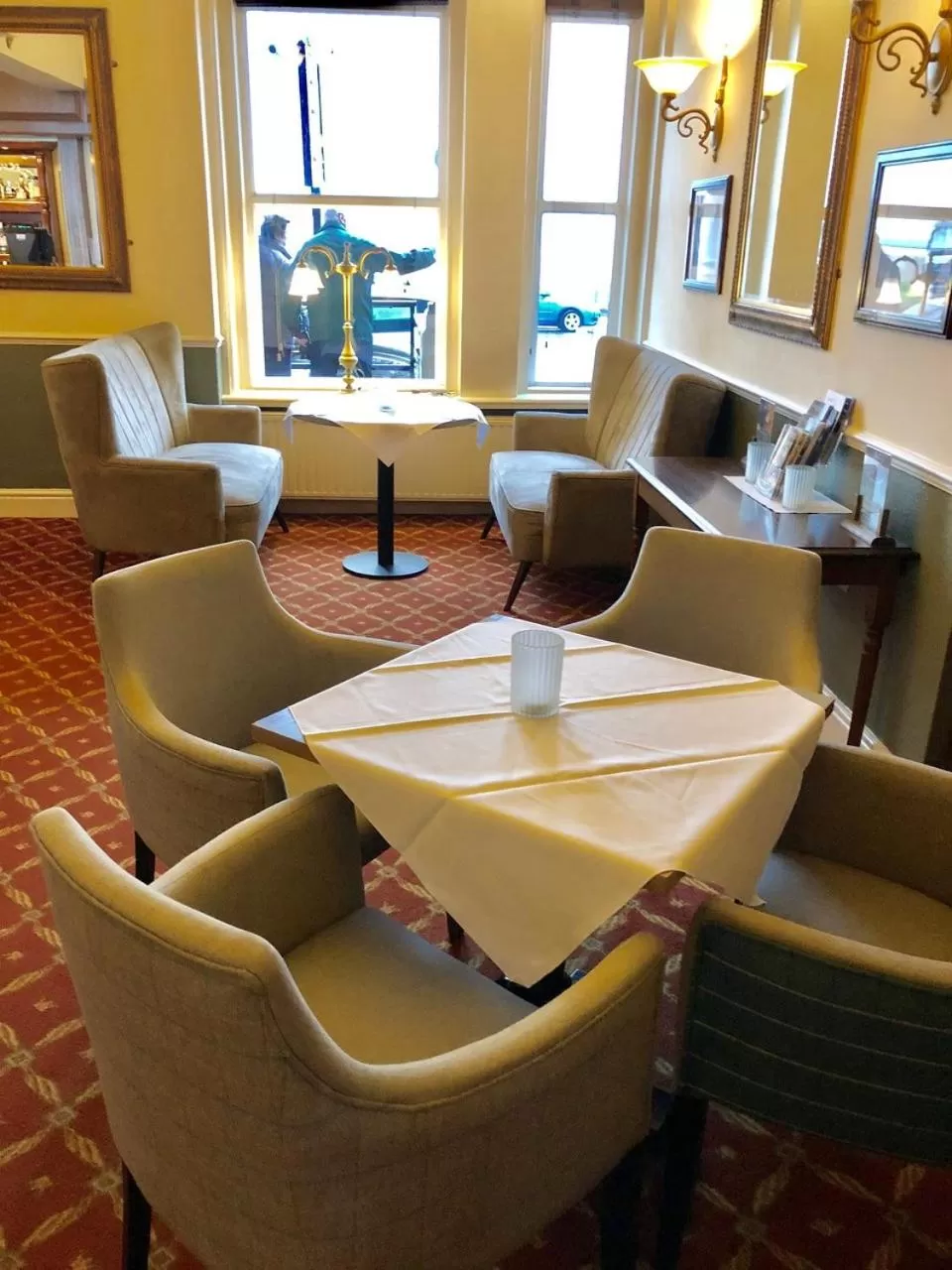 Lounge or bar in The Clarendon Hotel
