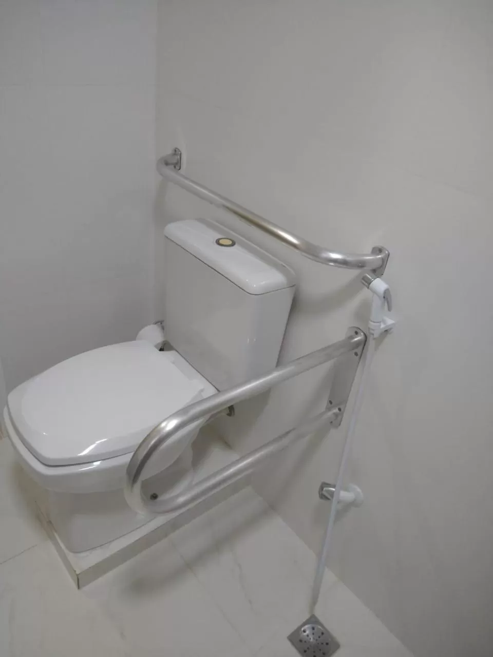 Bathroom in Ocean View Hotel