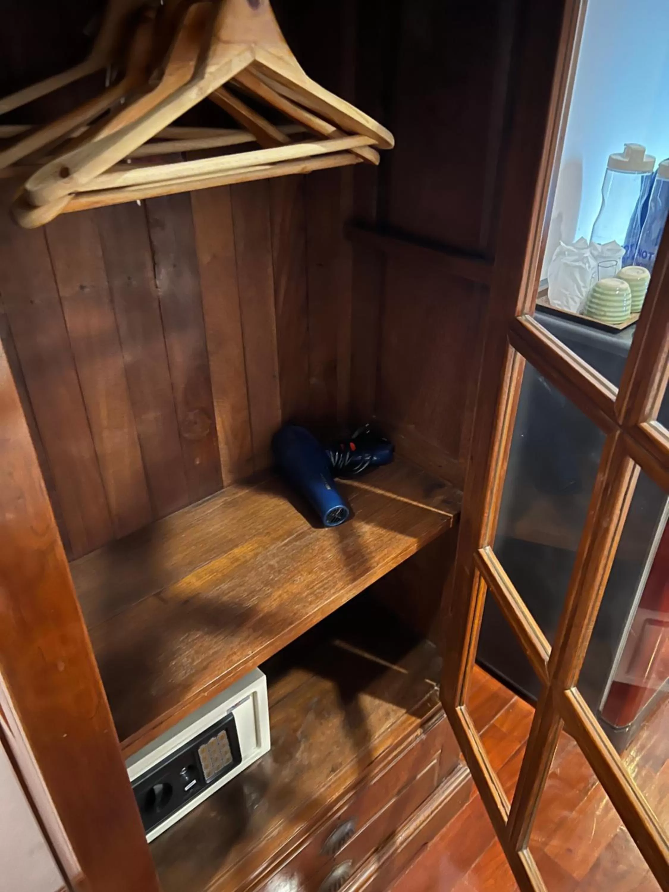 wardrobe in Pha Thai House