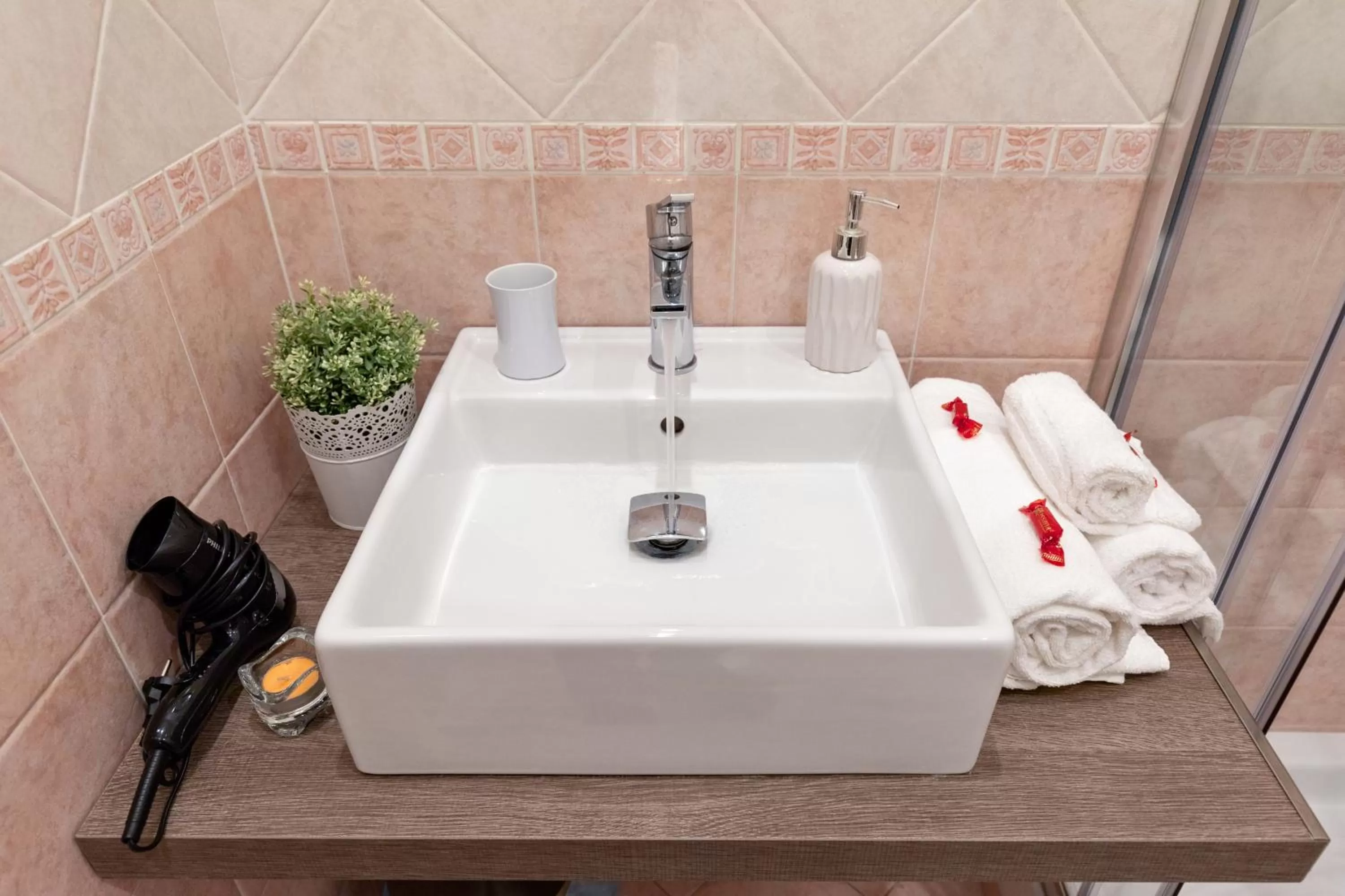 Bathroom in A Roman Tale B&B