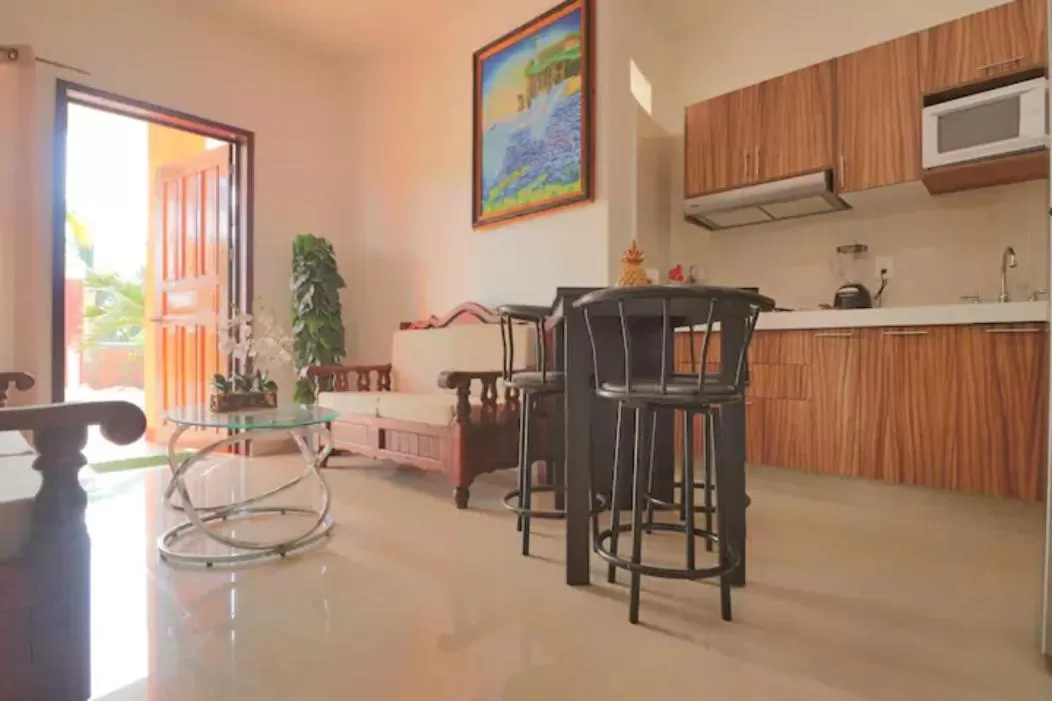 Kitchen or kitchenette, Kitchen/Kitchenette in Suites Ximajo