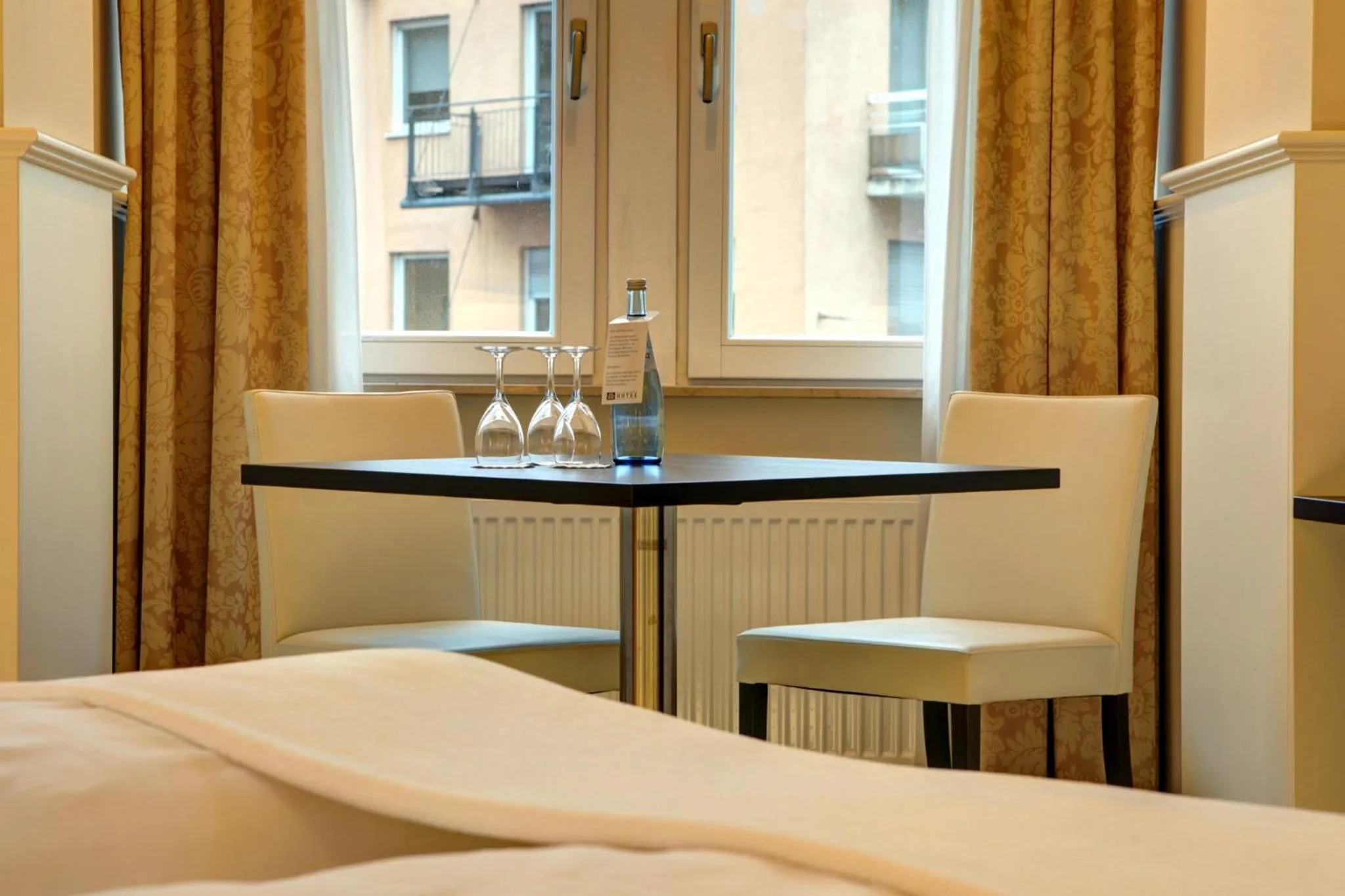 Other, Bed in The Heidelberg Exzellenz Hotel