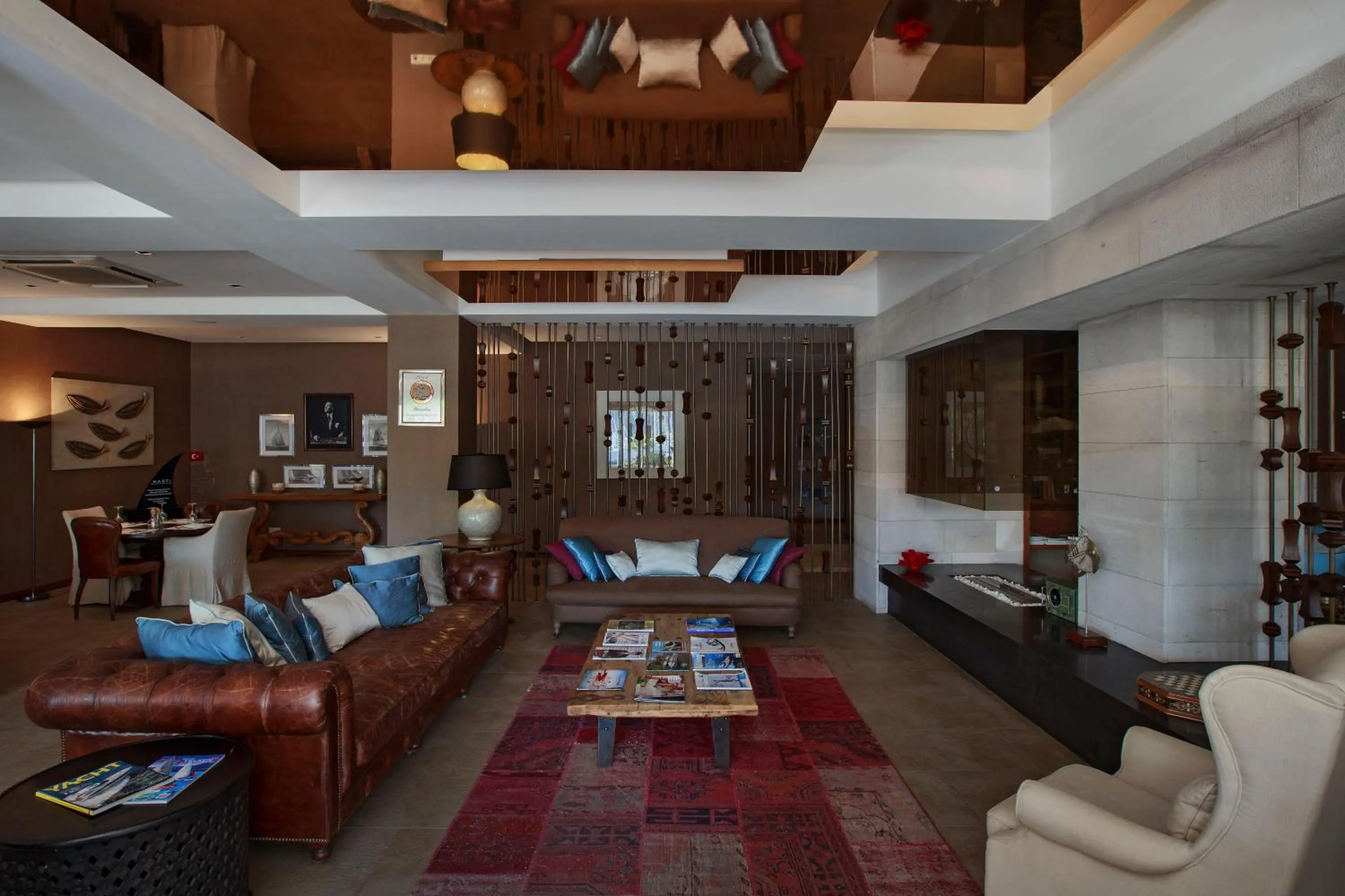 Food and drinks in Marti Hemithea Hotel