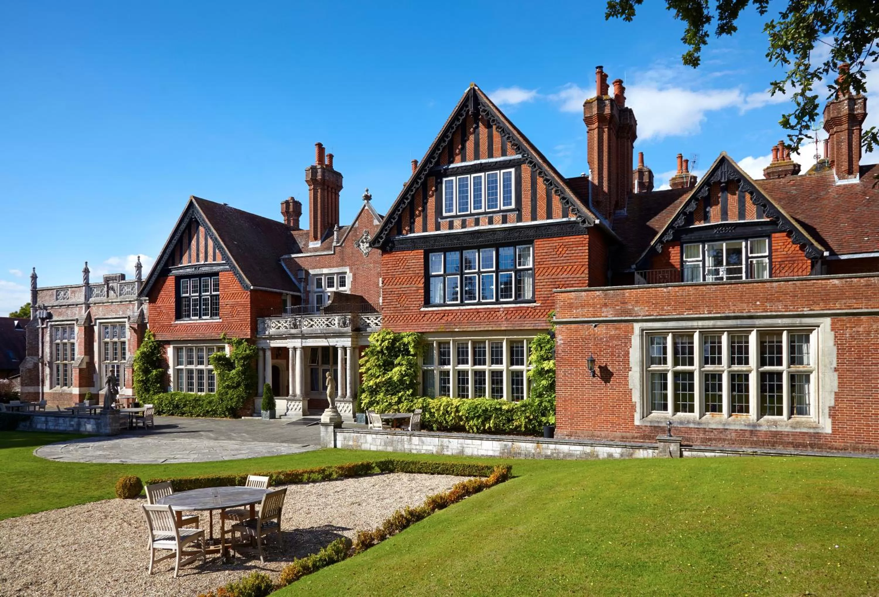 Property Building in Macdonald Elmers Court Resort