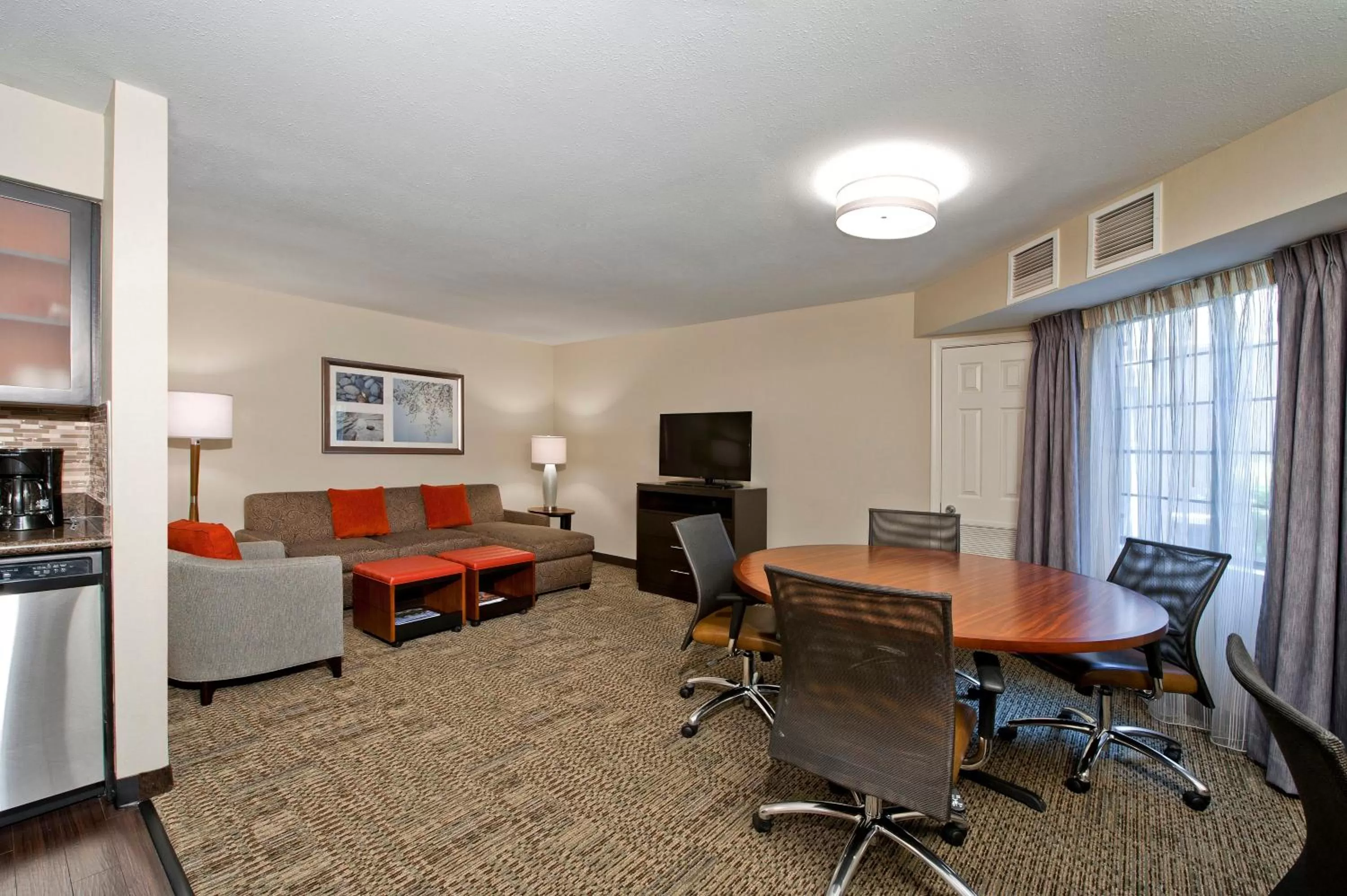 Photo of the whole room in Staybridge Suites - Charlotte Ballantyne by IHG