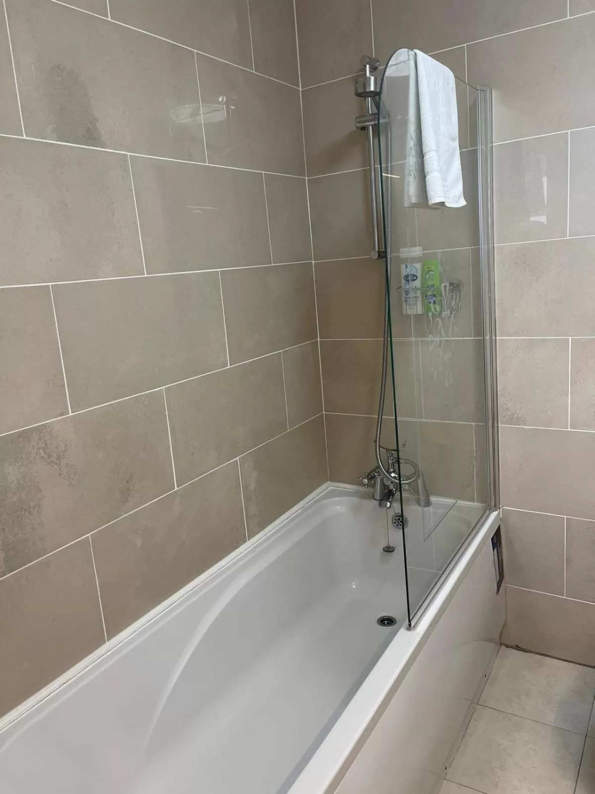 Bathroom in The Clarendon Hotel