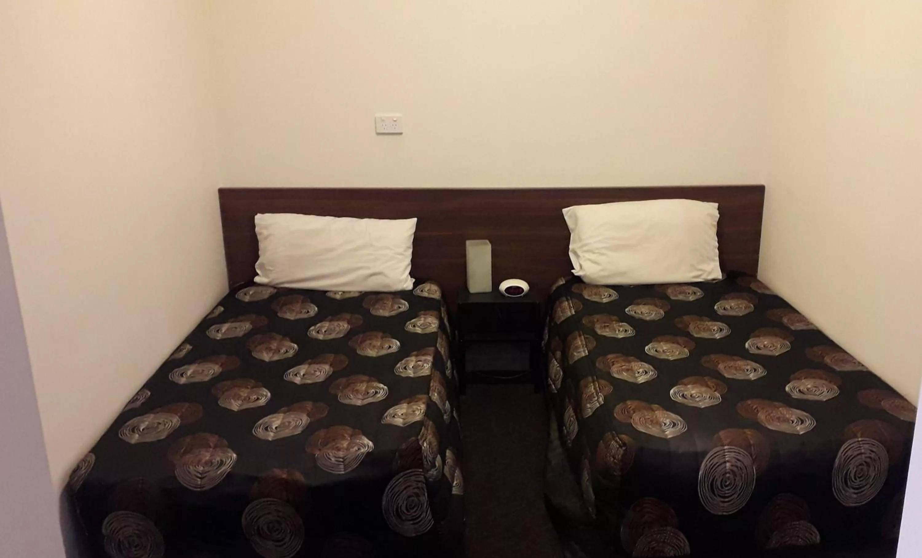 Daydream Motel and Apartments