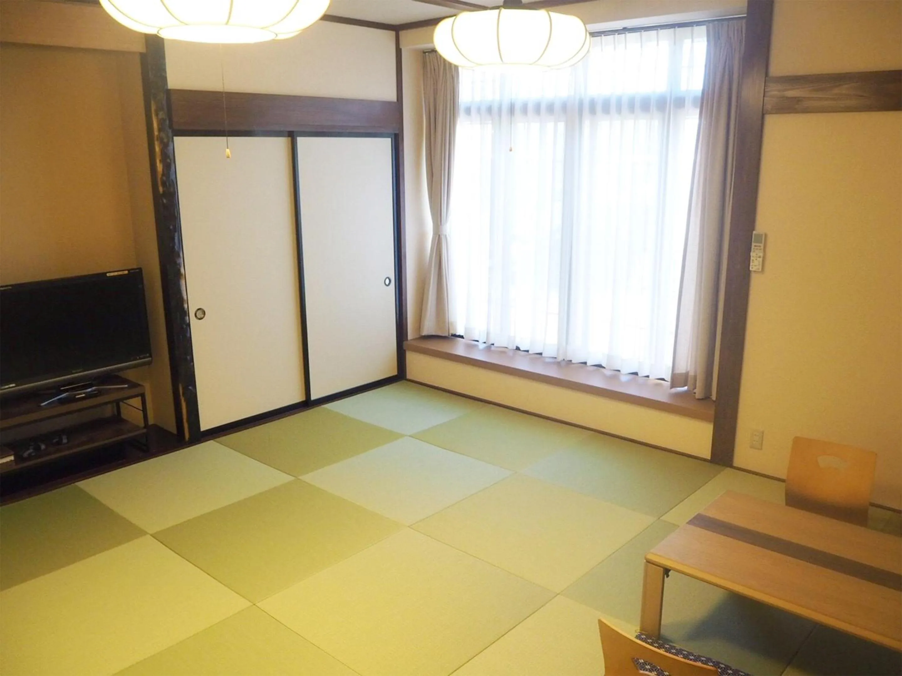 Photo of the whole room in Oyado Hachibei