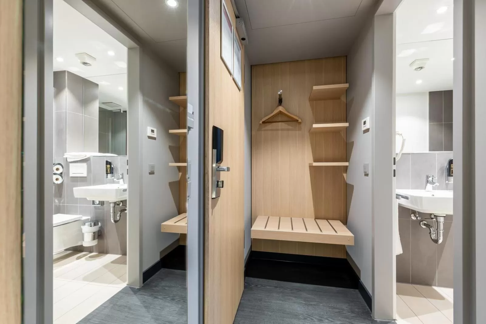 Bathroom in Serways Hotel Hösel