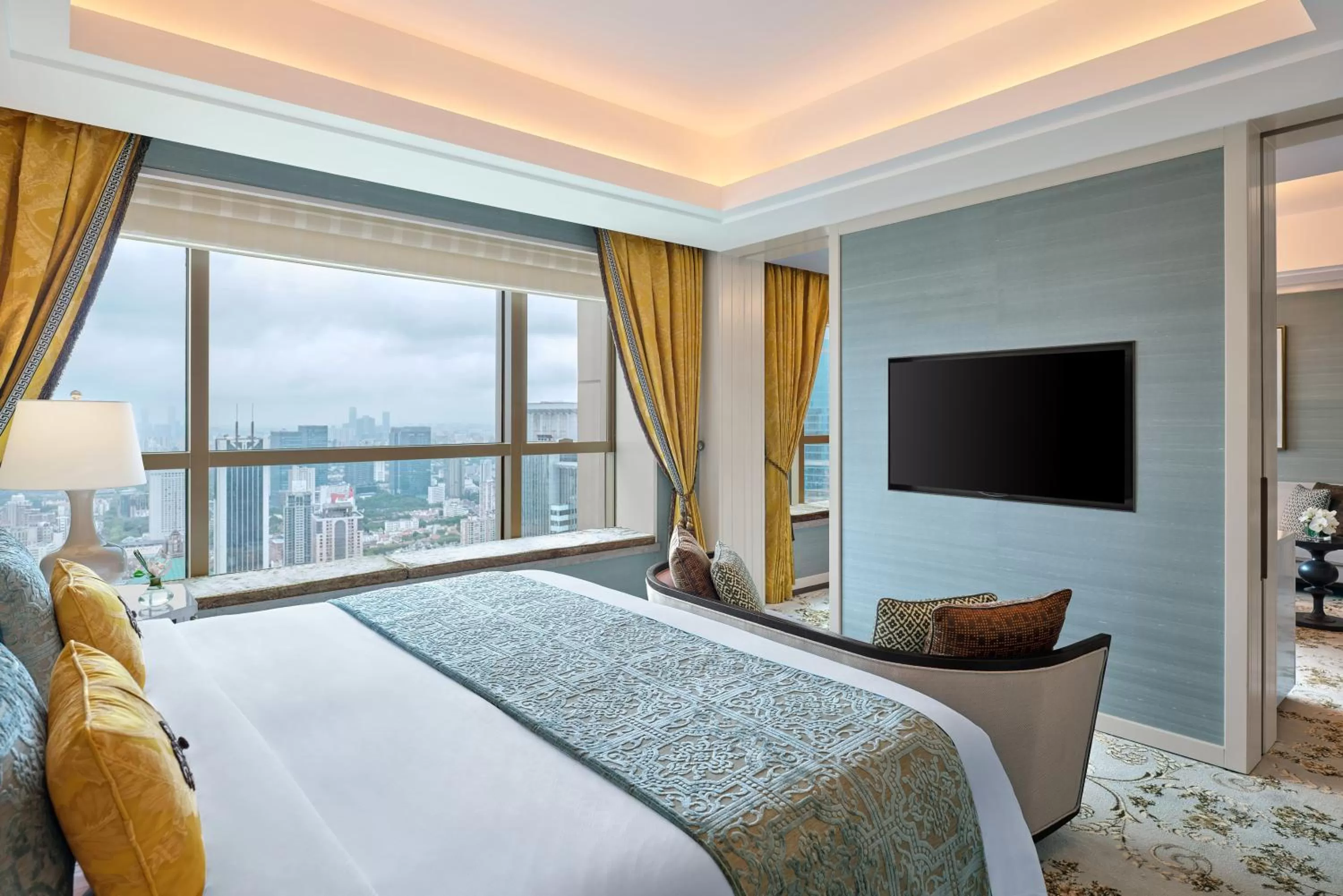 Bed in The St Regis Shanghai Jingan