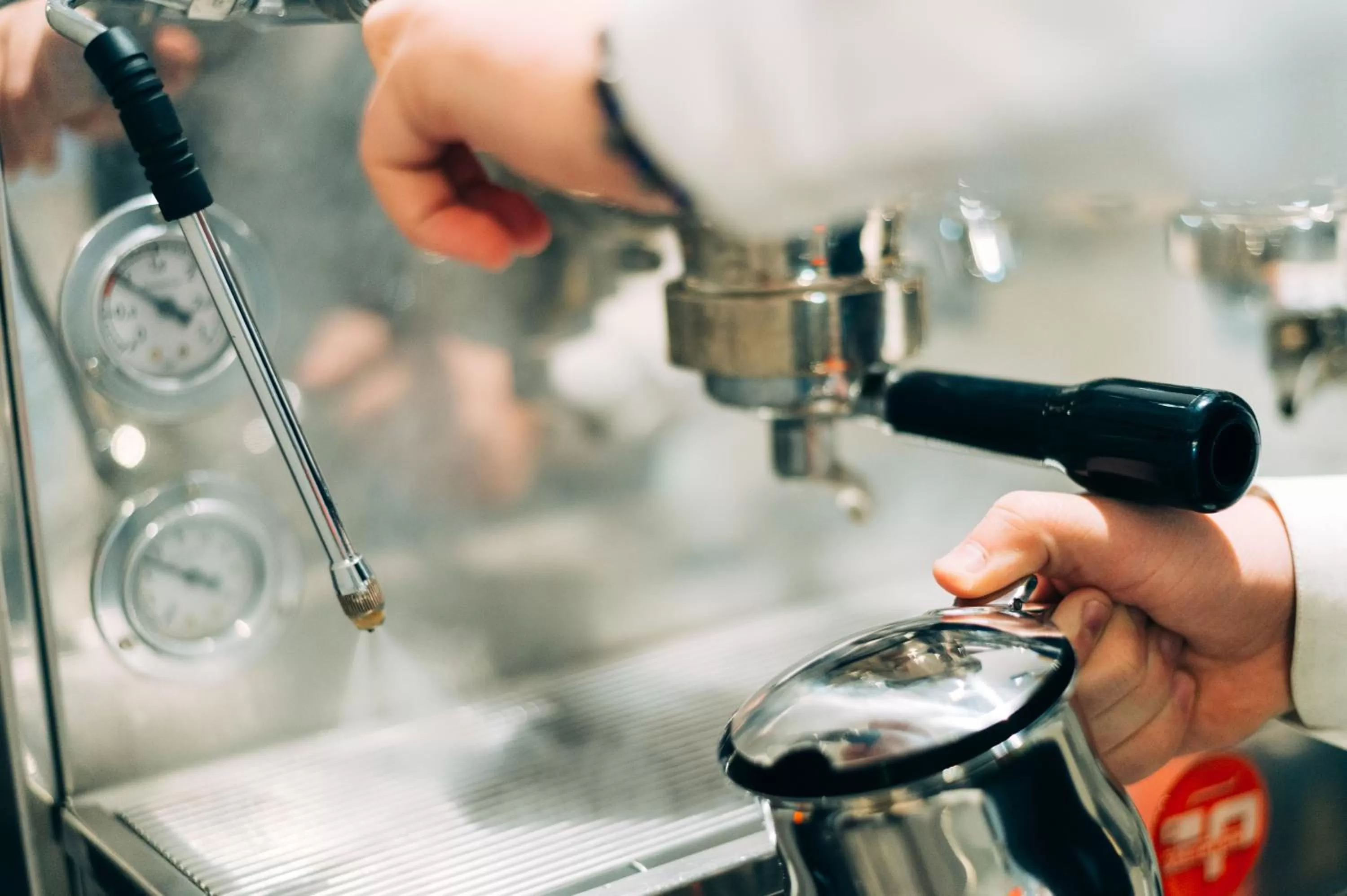 Food and drinks in Hotel Stela Center