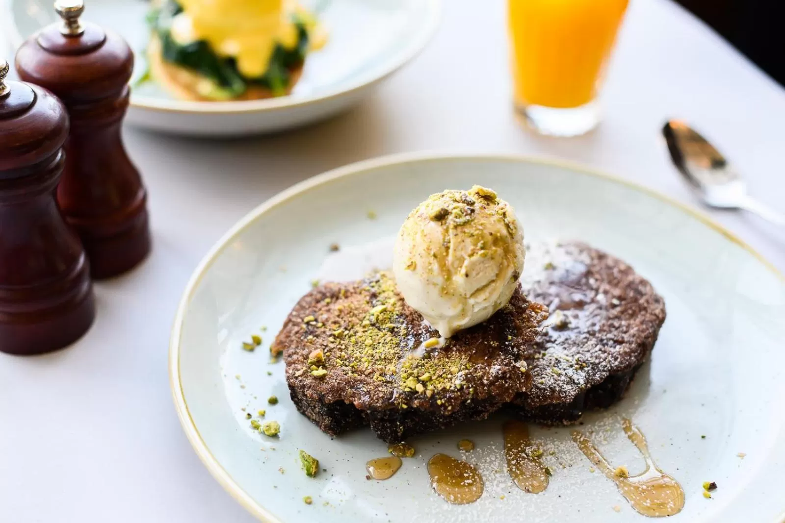 Food and drinks in Abode Woden