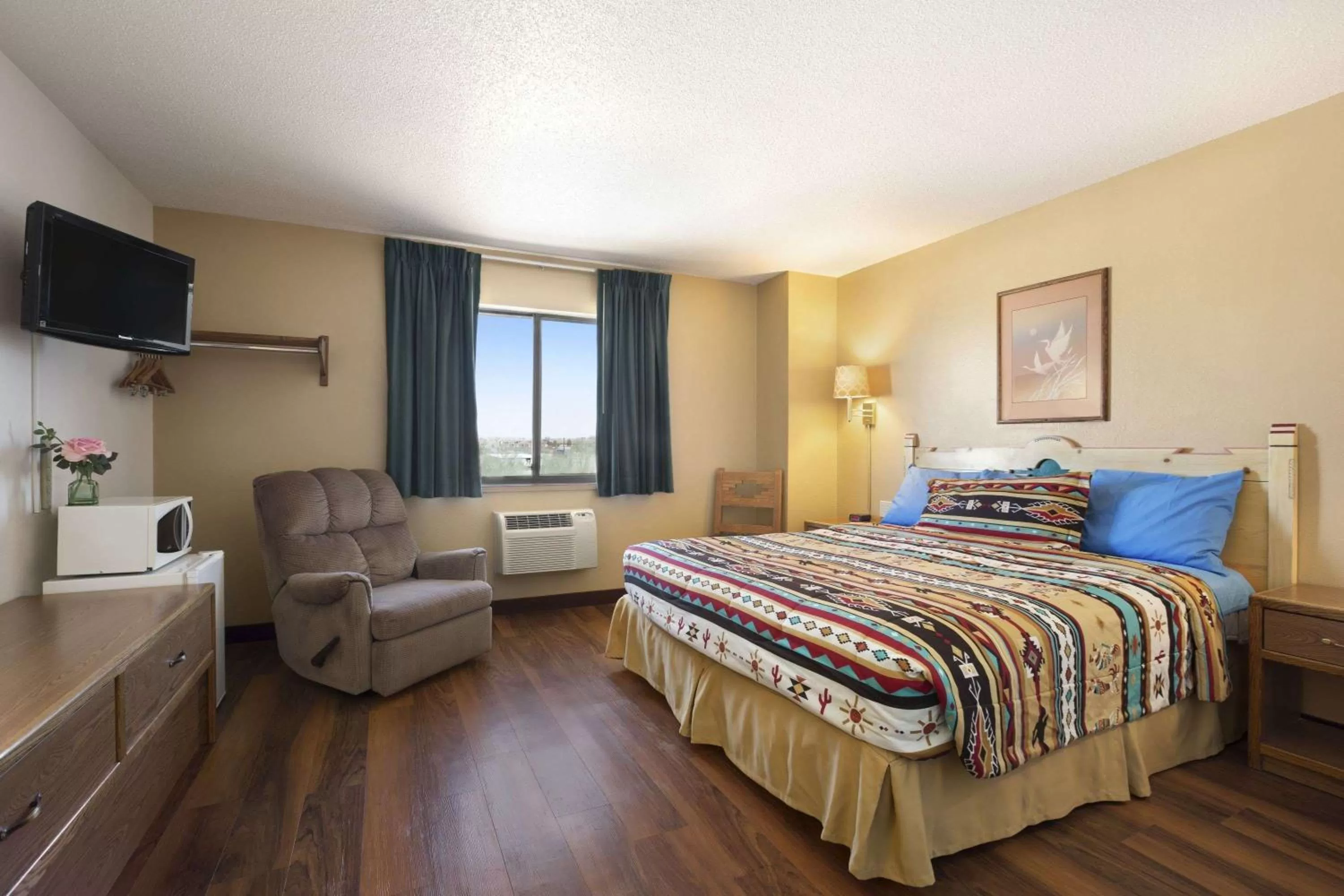 Photo of the whole room, Bed in Super 8 by Wyndham Las Vegas