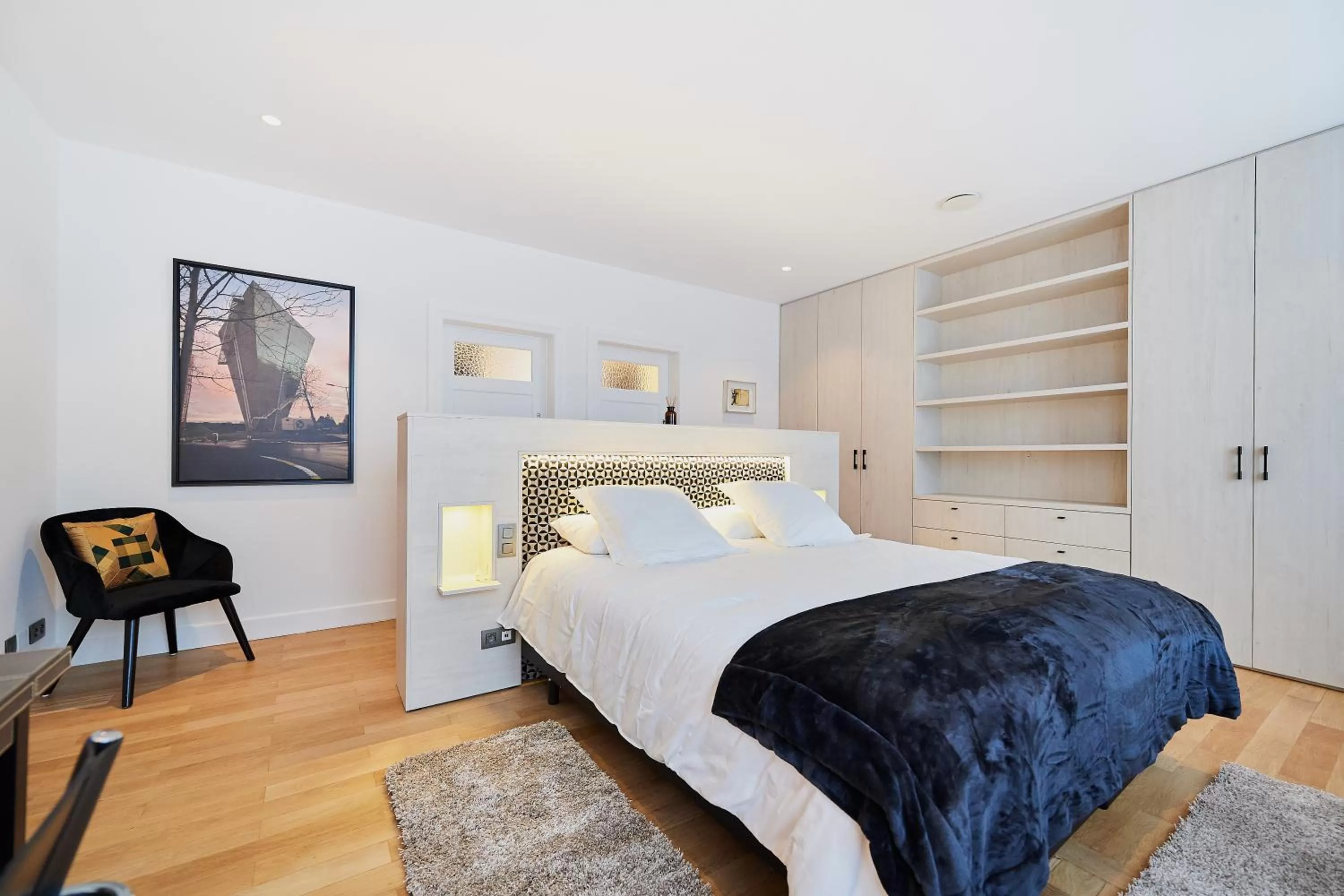 Photo of the whole room, Bed in B&B Suites 124