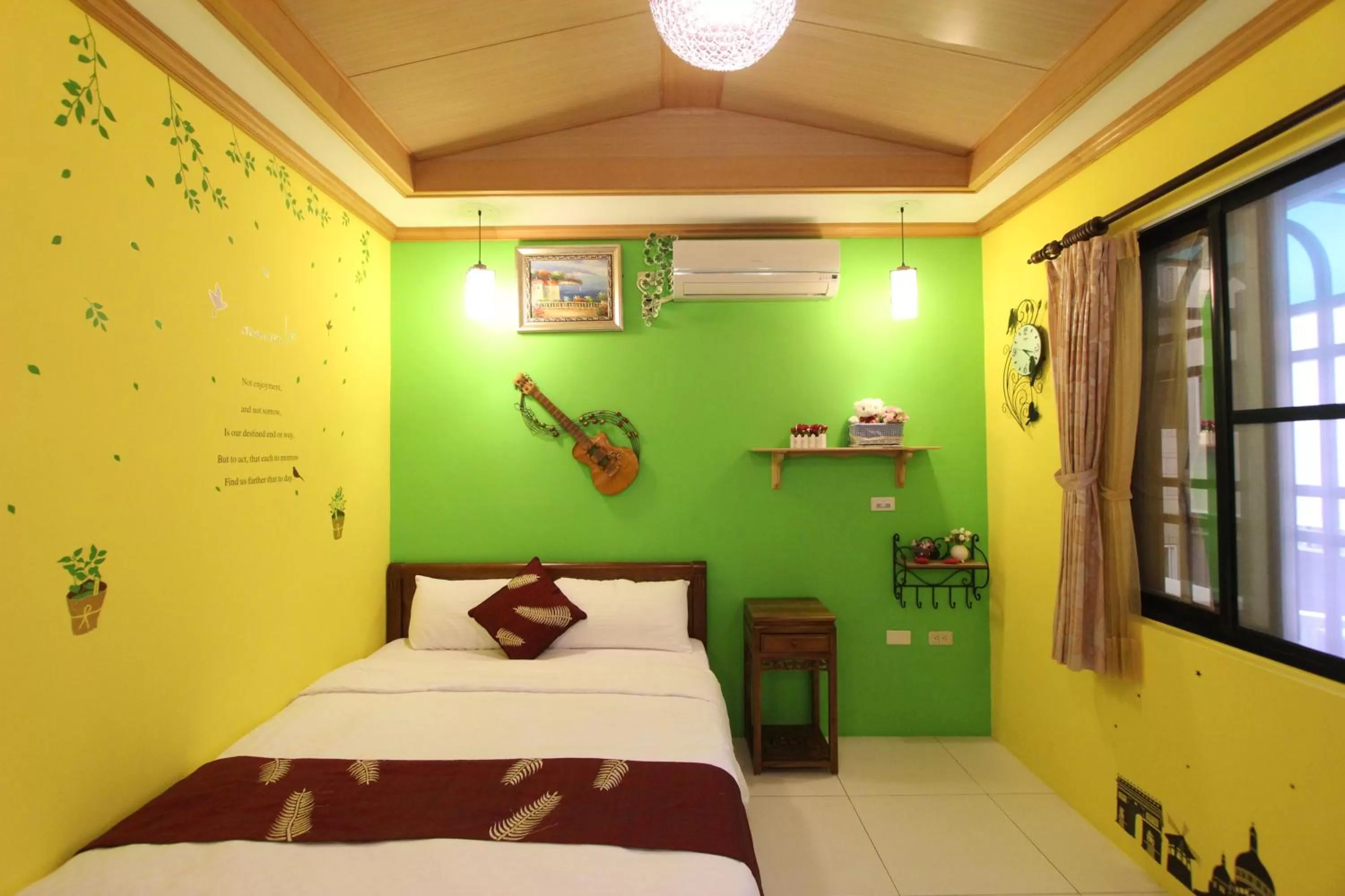 Bed in Kenting Diack Inn