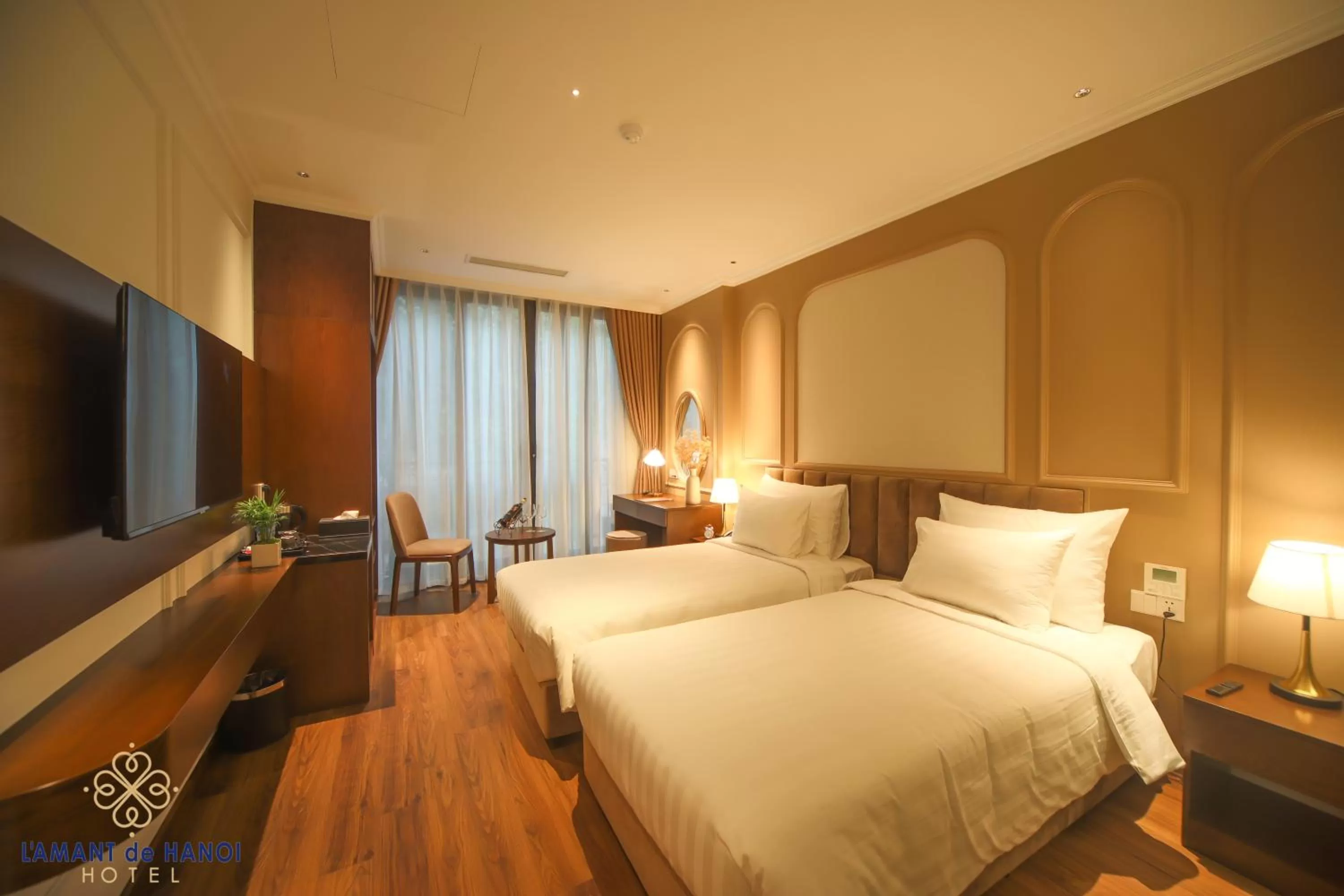 Bedroom, Bed in L'amant de Hanoi Hotel - khách sạn Lamant de Hà Nội