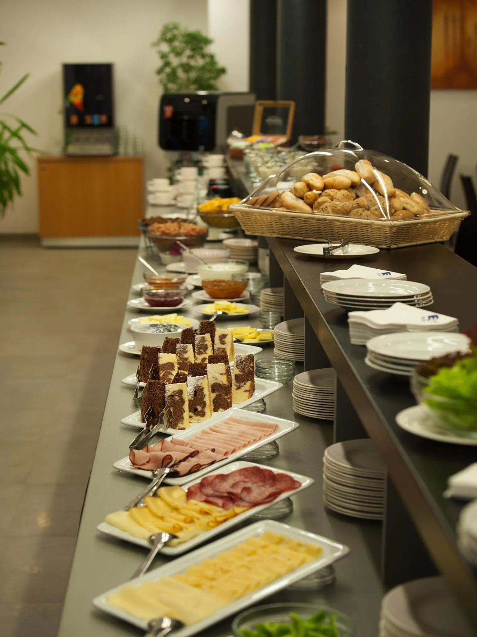 Buffet breakfast in EA Business Hotel Jihlava