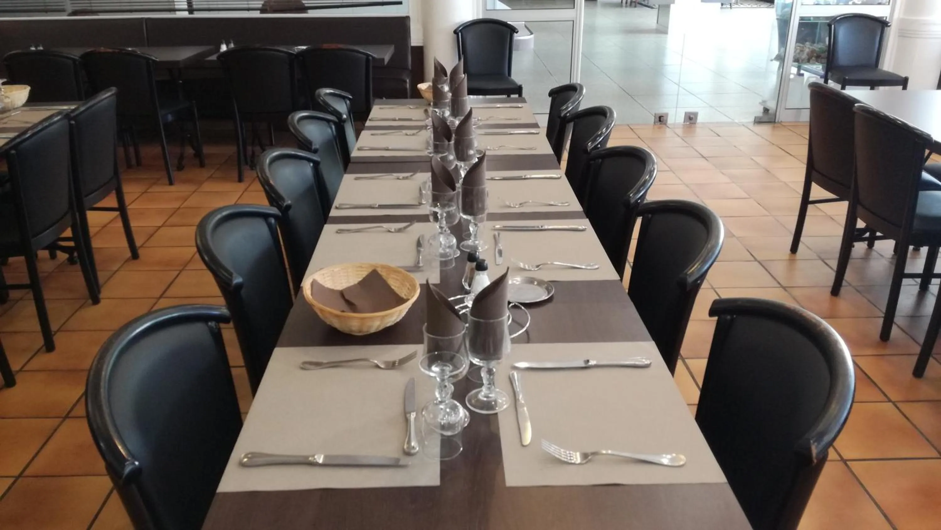 Restaurant/places to eat in Adonis Lourdes - Notre Dame de la Sarte