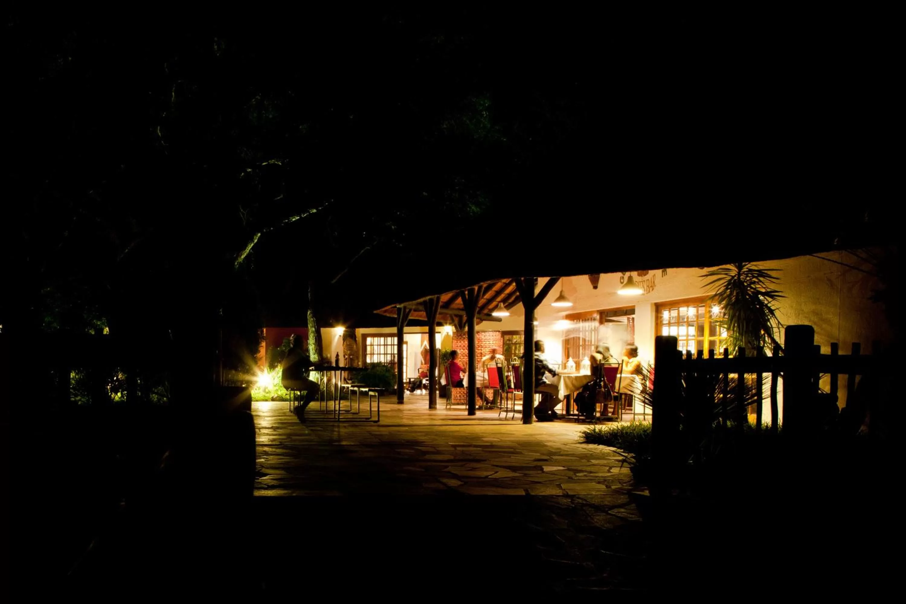 Restaurant/places to eat, Property Building in Okahandja Country Hotel